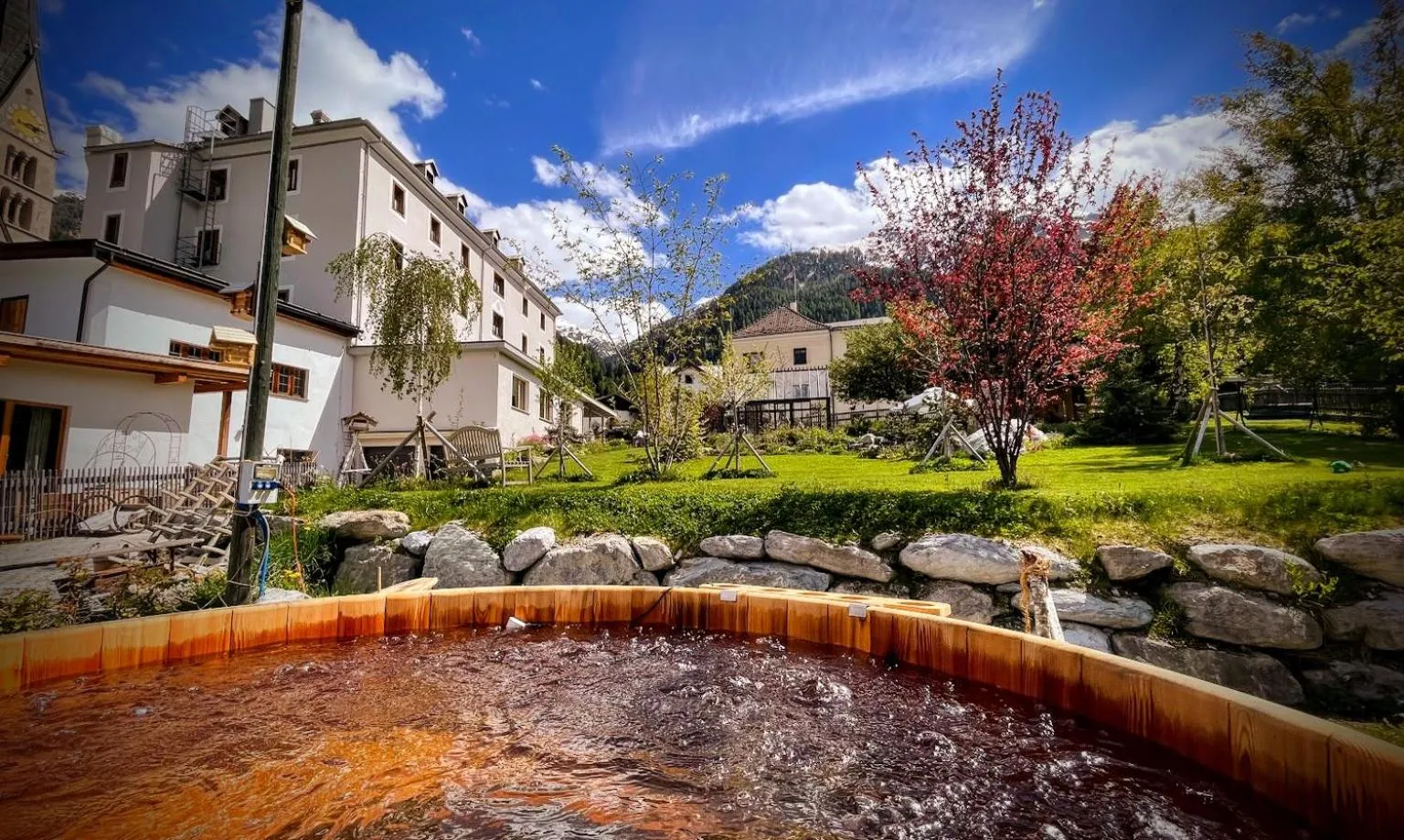 Swimming pool in B&B Villa Stelvio