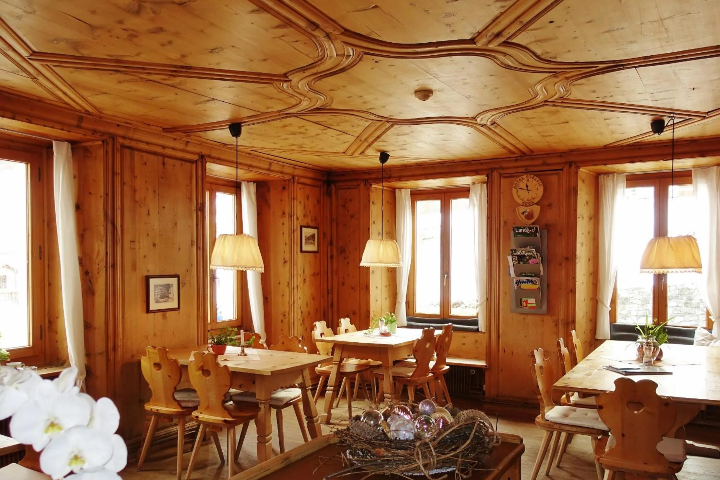 Restaurant/places to eat in B&B Villa Stelvio