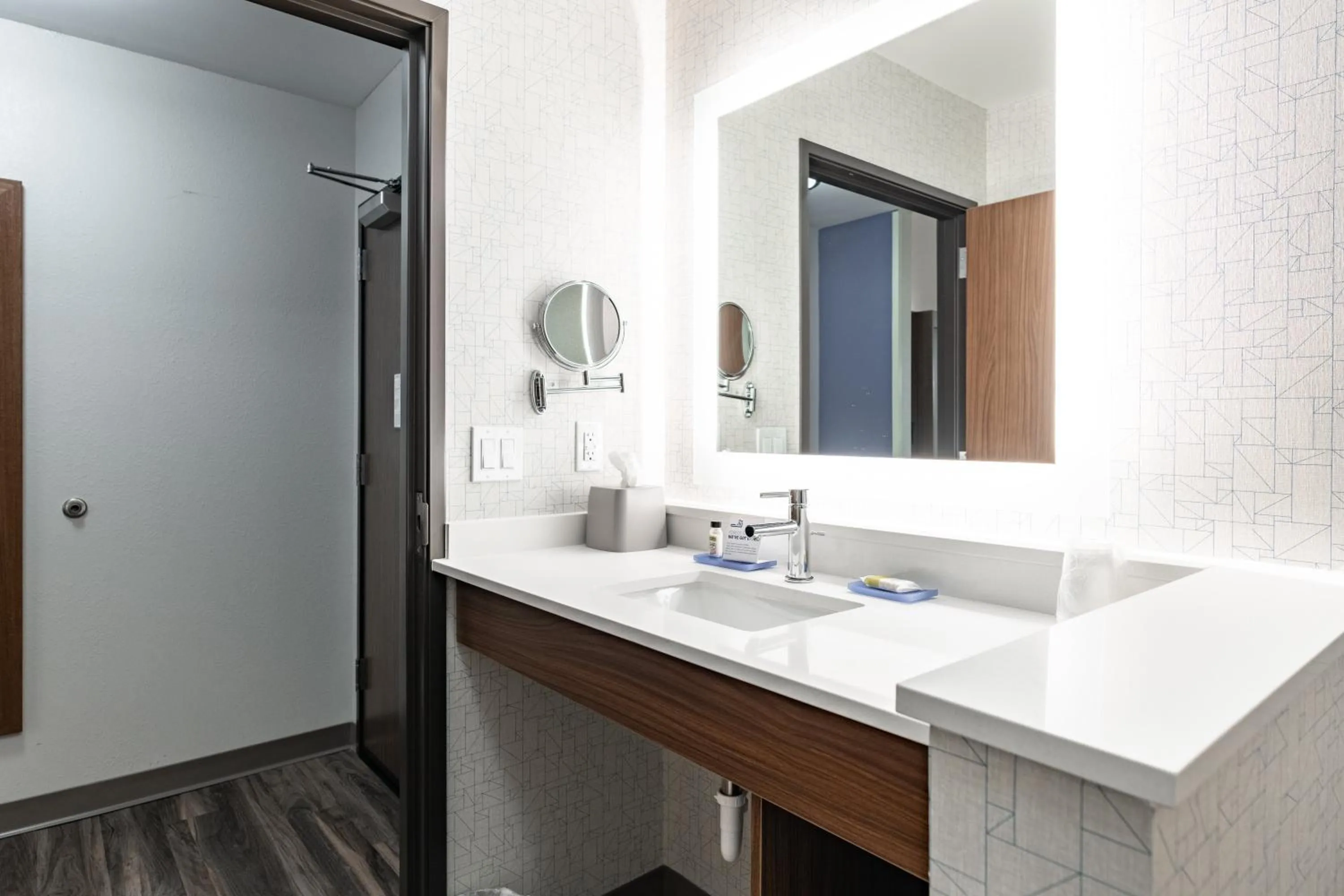 Bathroom in Holiday Inn Express & Suites - Moundsville by IHG