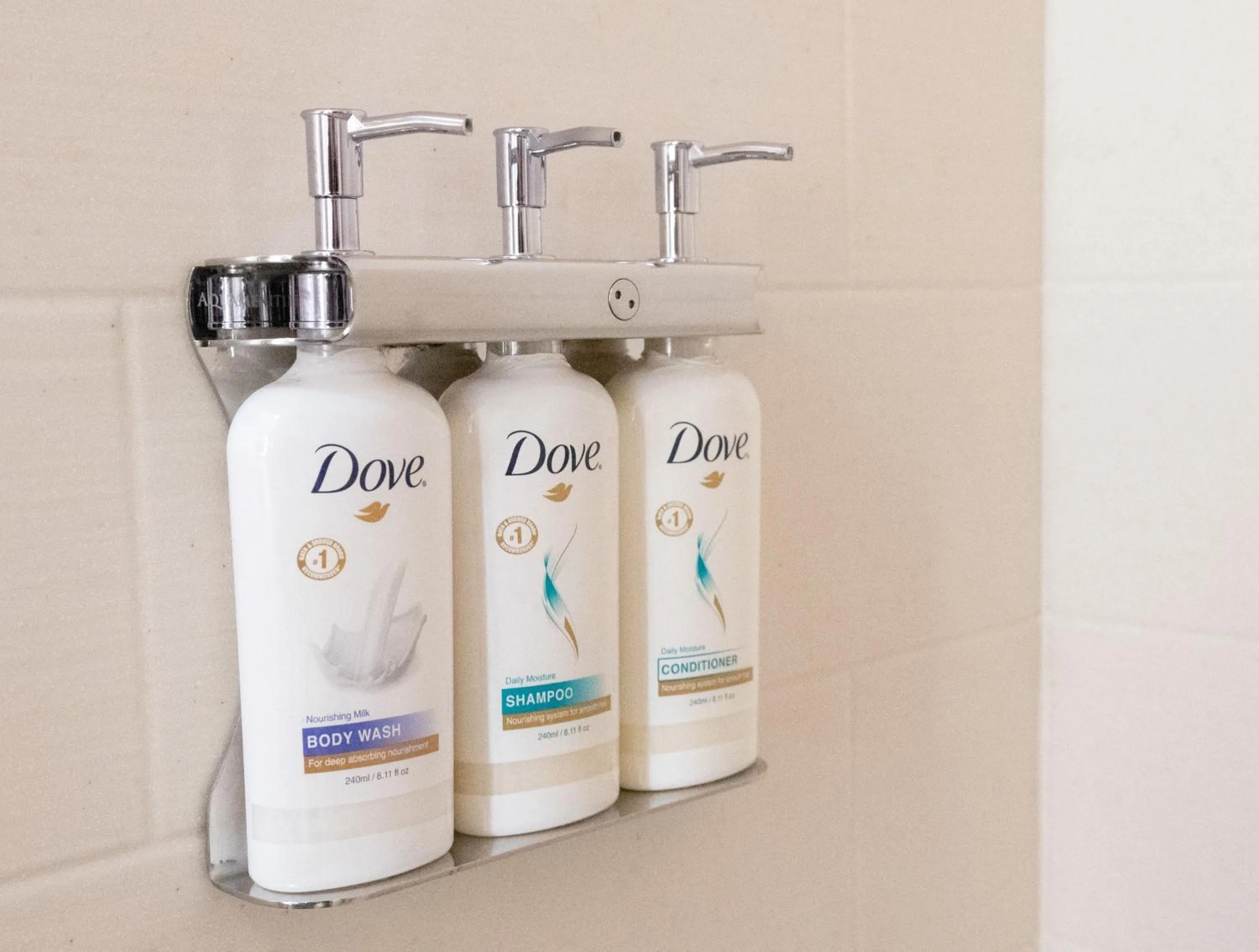 Photo of the whole room in Holiday Inn Express & Suites - Moundsville by IHG