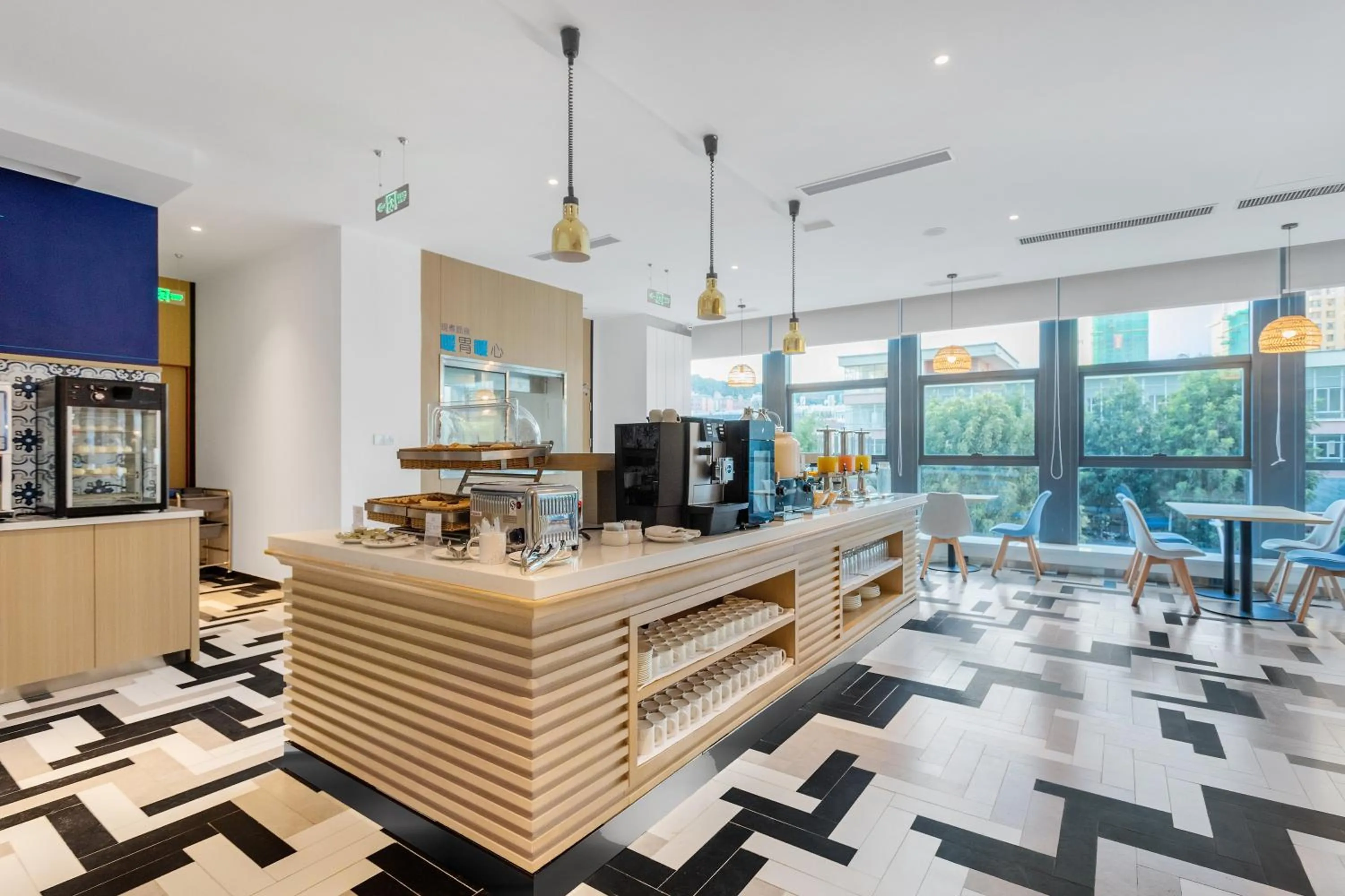 Breakfast in Holiday Inn Express Dali Xiaguan by IHG