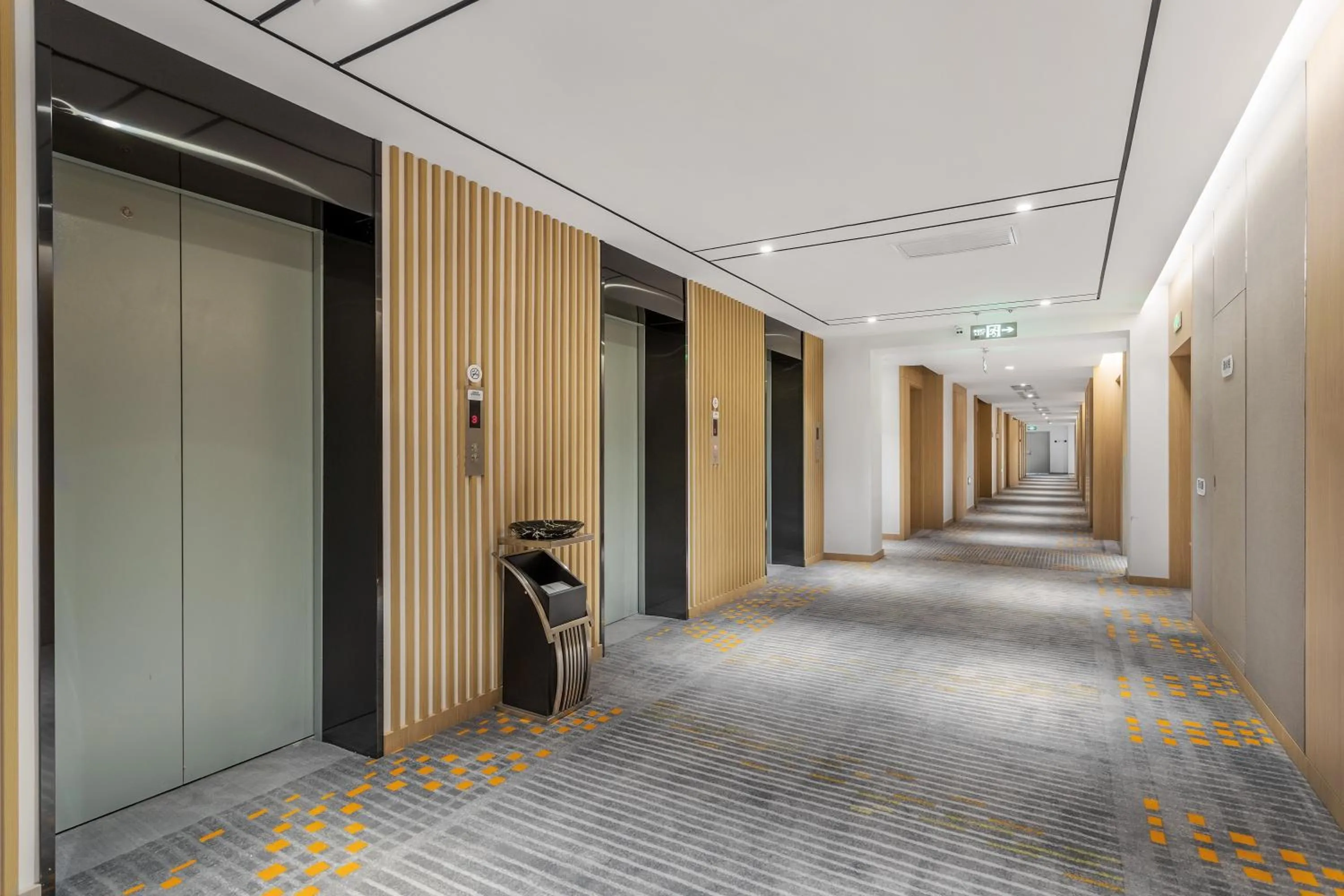 Lobby or reception in Holiday Inn Express Dali Xiaguan by IHG