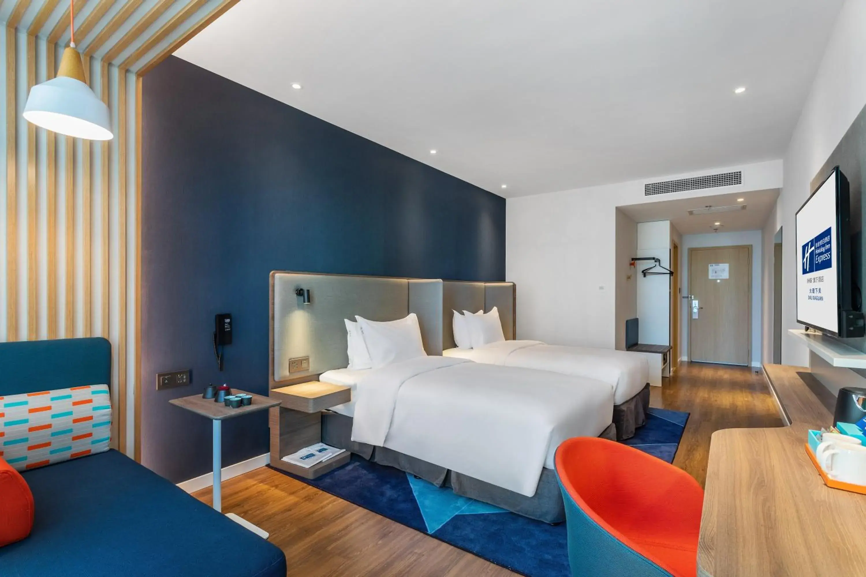 Photo of the whole room, Bed in Holiday Inn Express Dali Xiaguan by IHG Photo of the whole room, Bed in Holiday Inn Express Dali Xiaguan by IHG