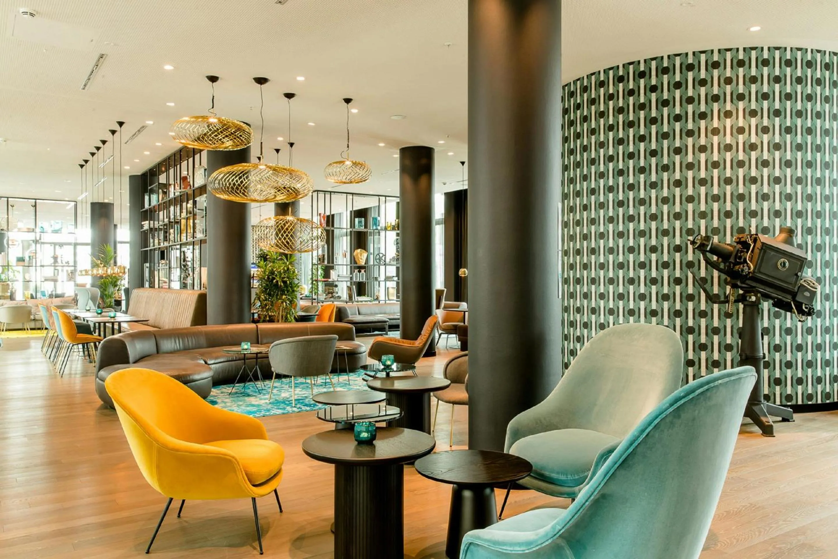 Lounge or bar in Motel One Köln-Messe