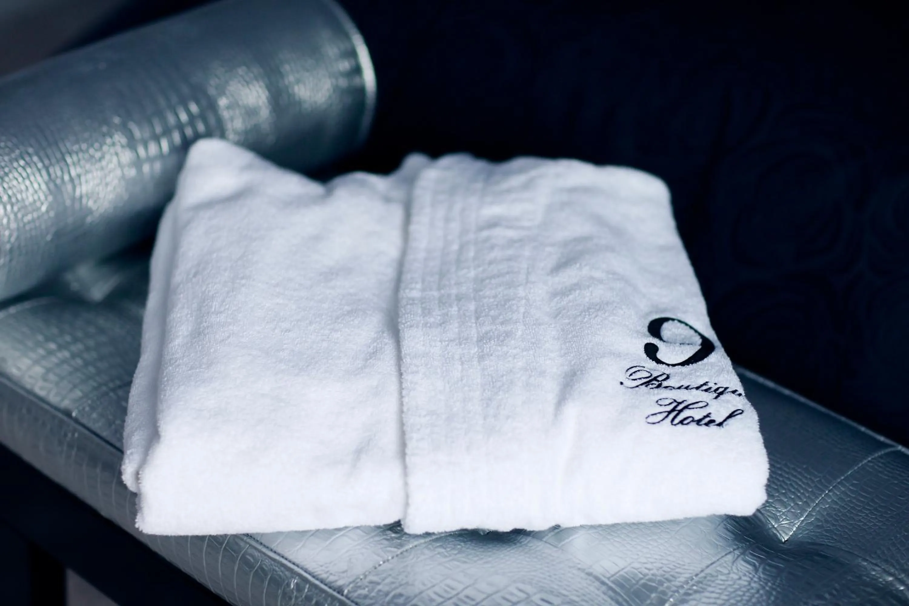 Property logo or sign, Bed in Hotel 9