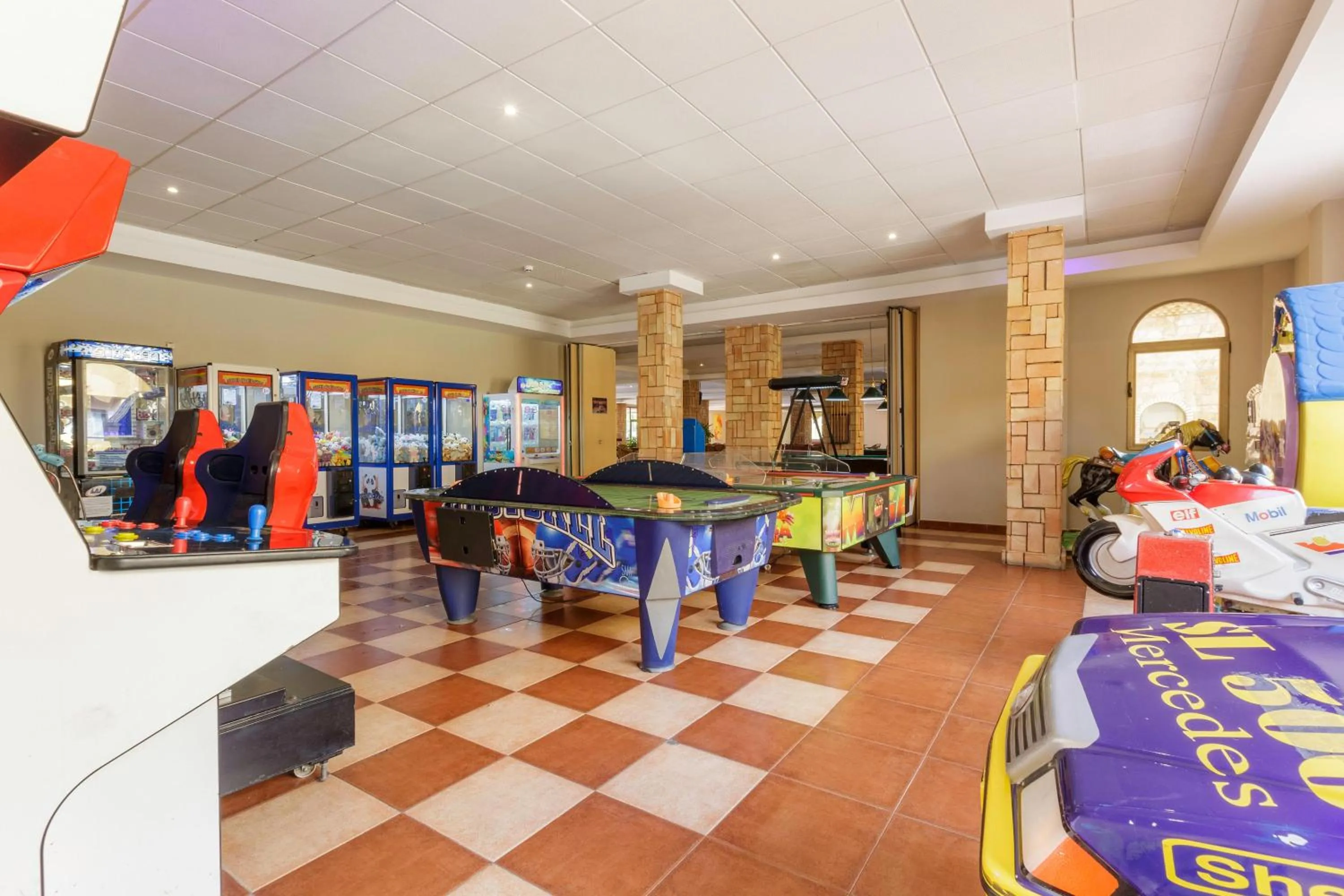 Activities in Apartamentos Best Alcazar