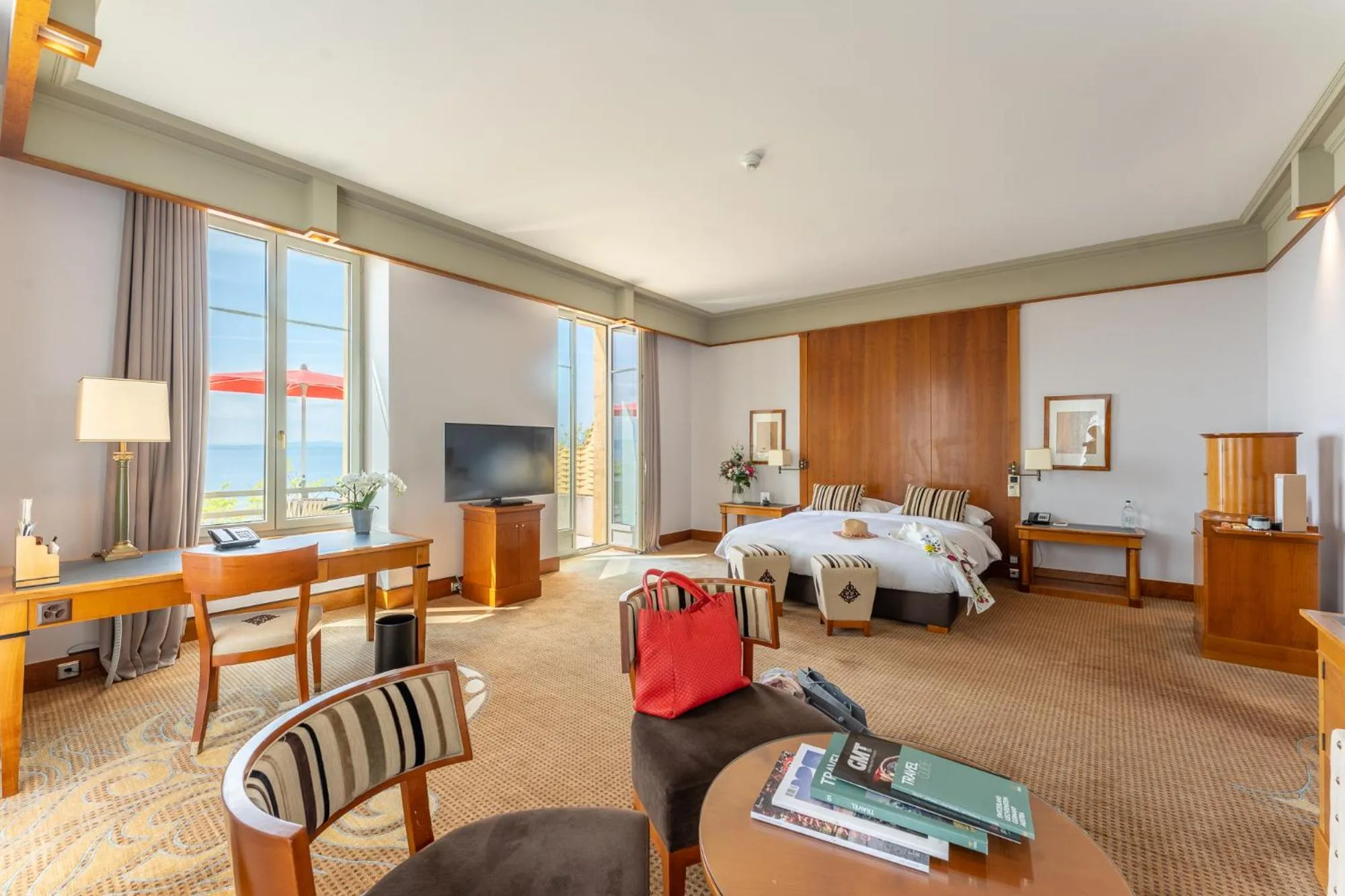 Photo of the whole room, Bed in Beau Rivage Hotel