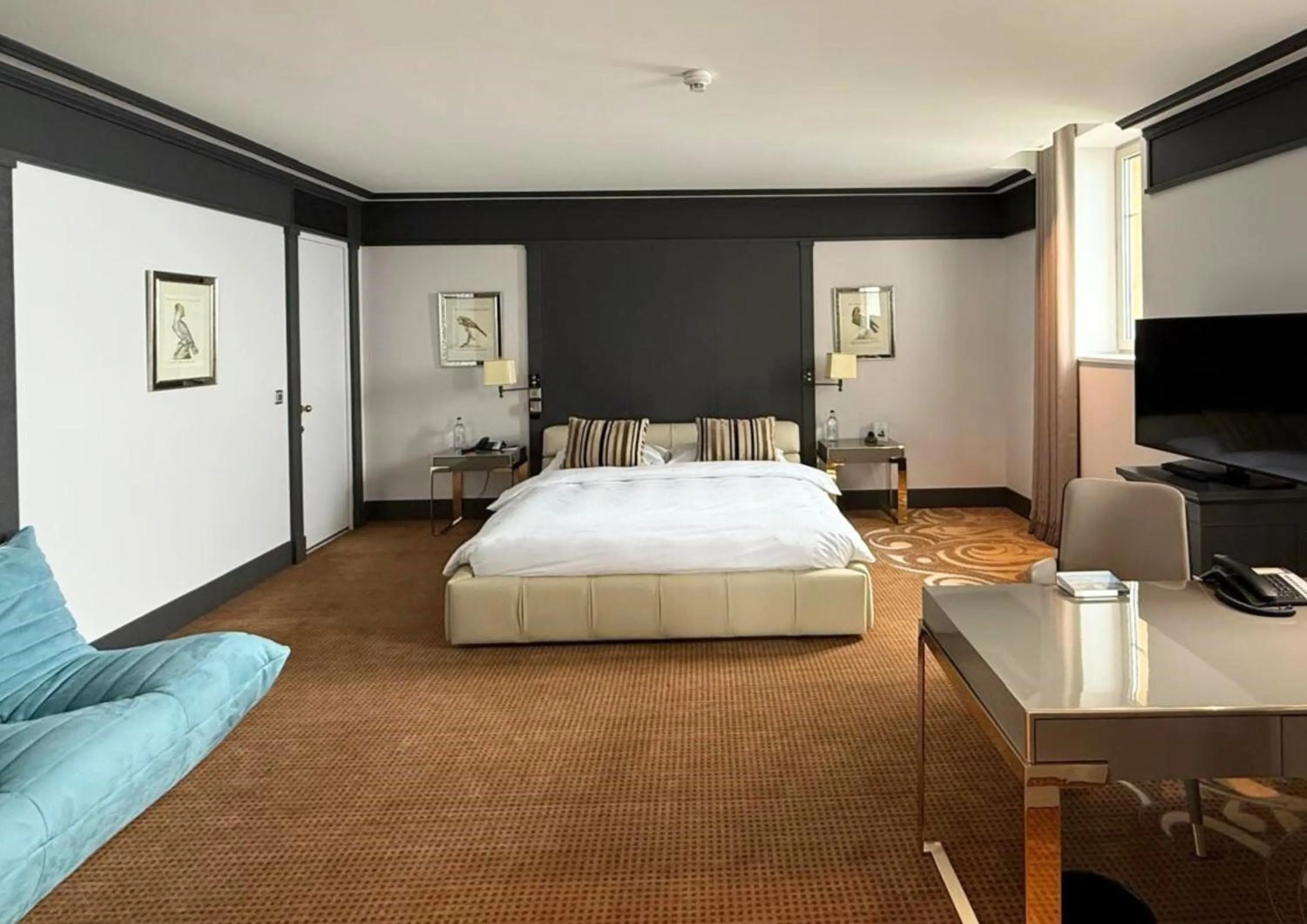 Bedroom, Bed in Beau Rivage Hotel