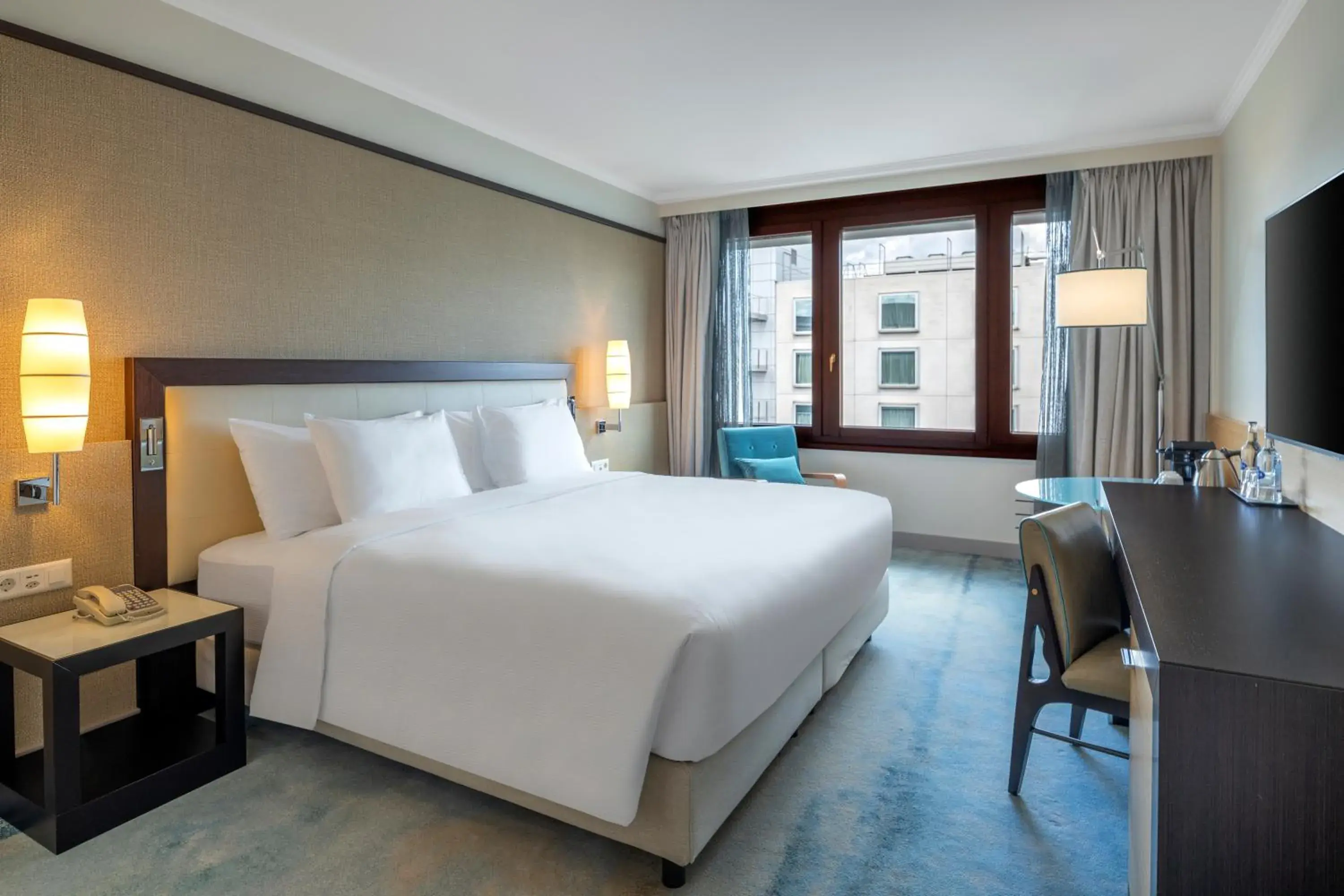 Bedroom, Bed in Hilton Geneva Hotel and Conference Centre Bedroom, Bed in Hilton Geneva Hotel and Conference Centre