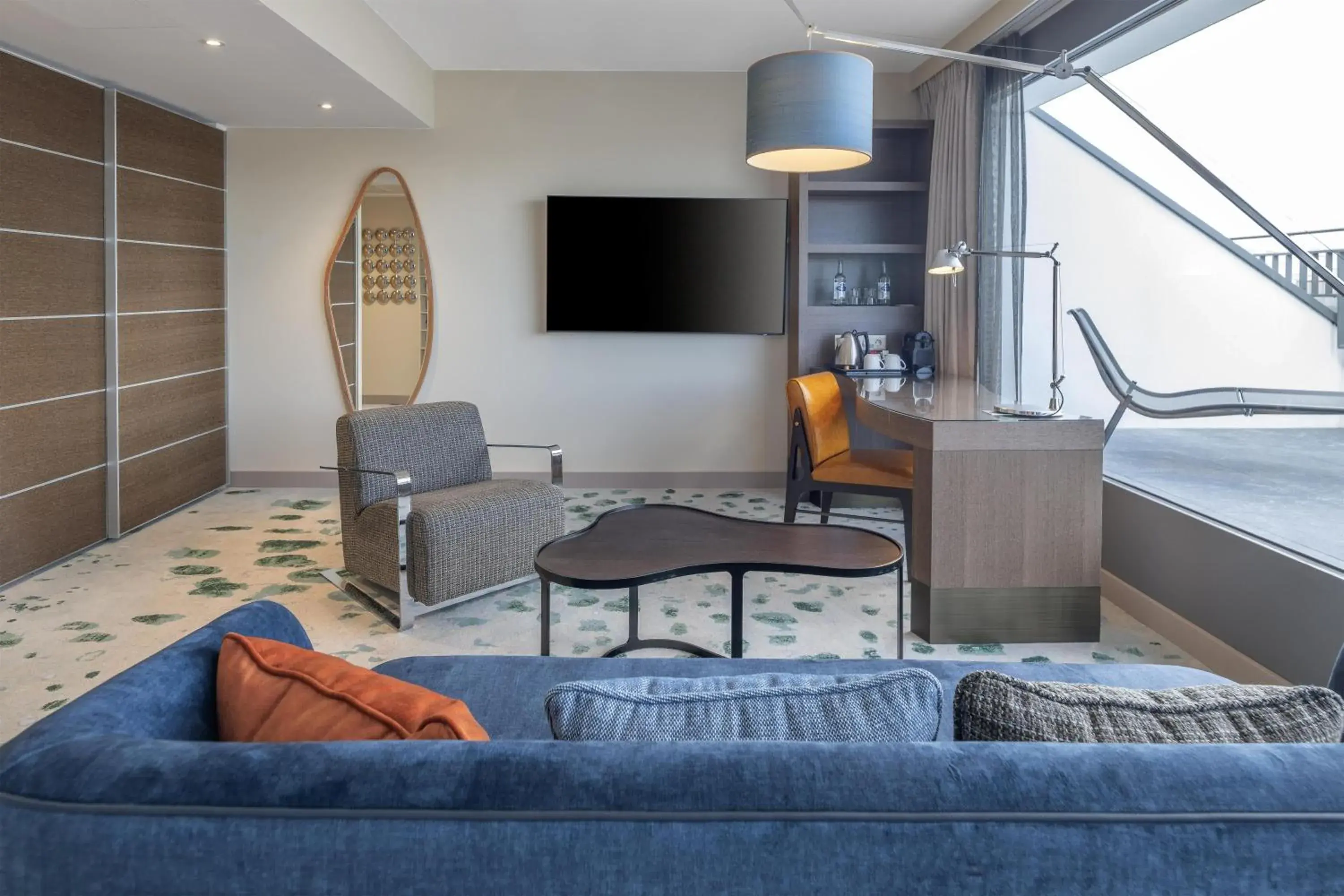 View (from property/room) in Hilton Geneva Hotel and Conference Centre View (from property/room) in Hilton Geneva Hotel and Conference Centre