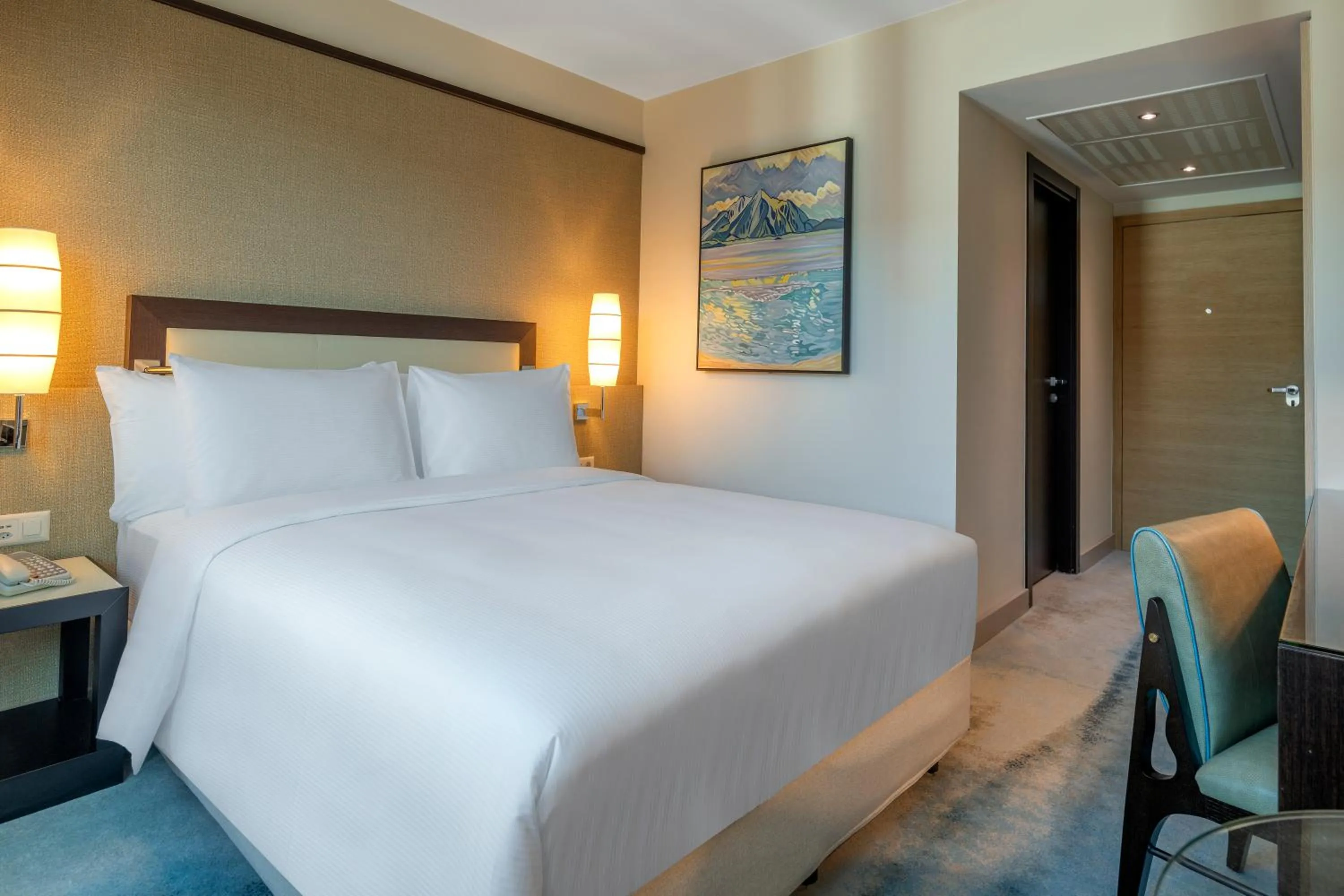 Bedroom, Bed in Hilton Geneva Hotel and Conference Centre