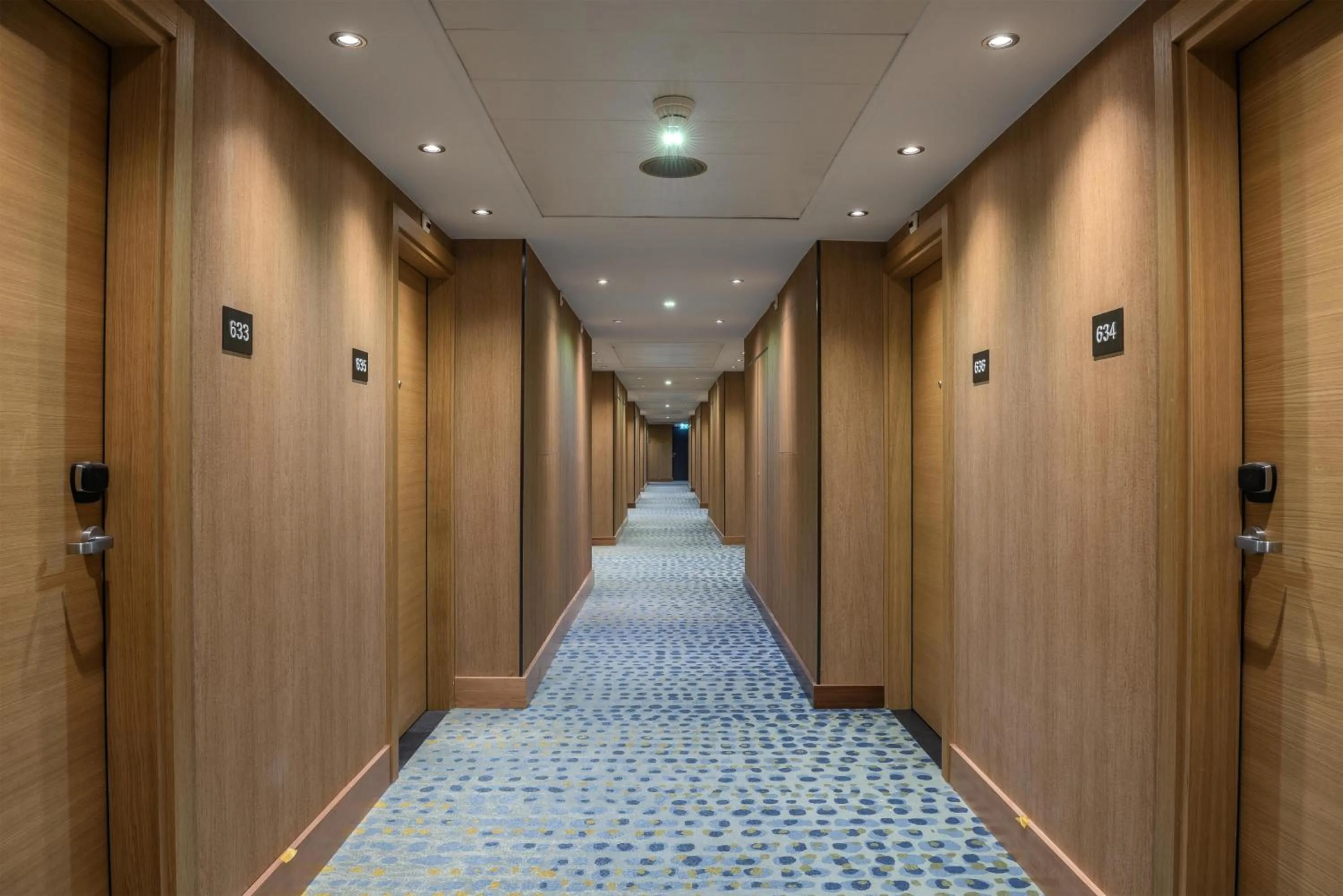 Lobby or reception in Hilton Geneva Hotel and Conference Centre