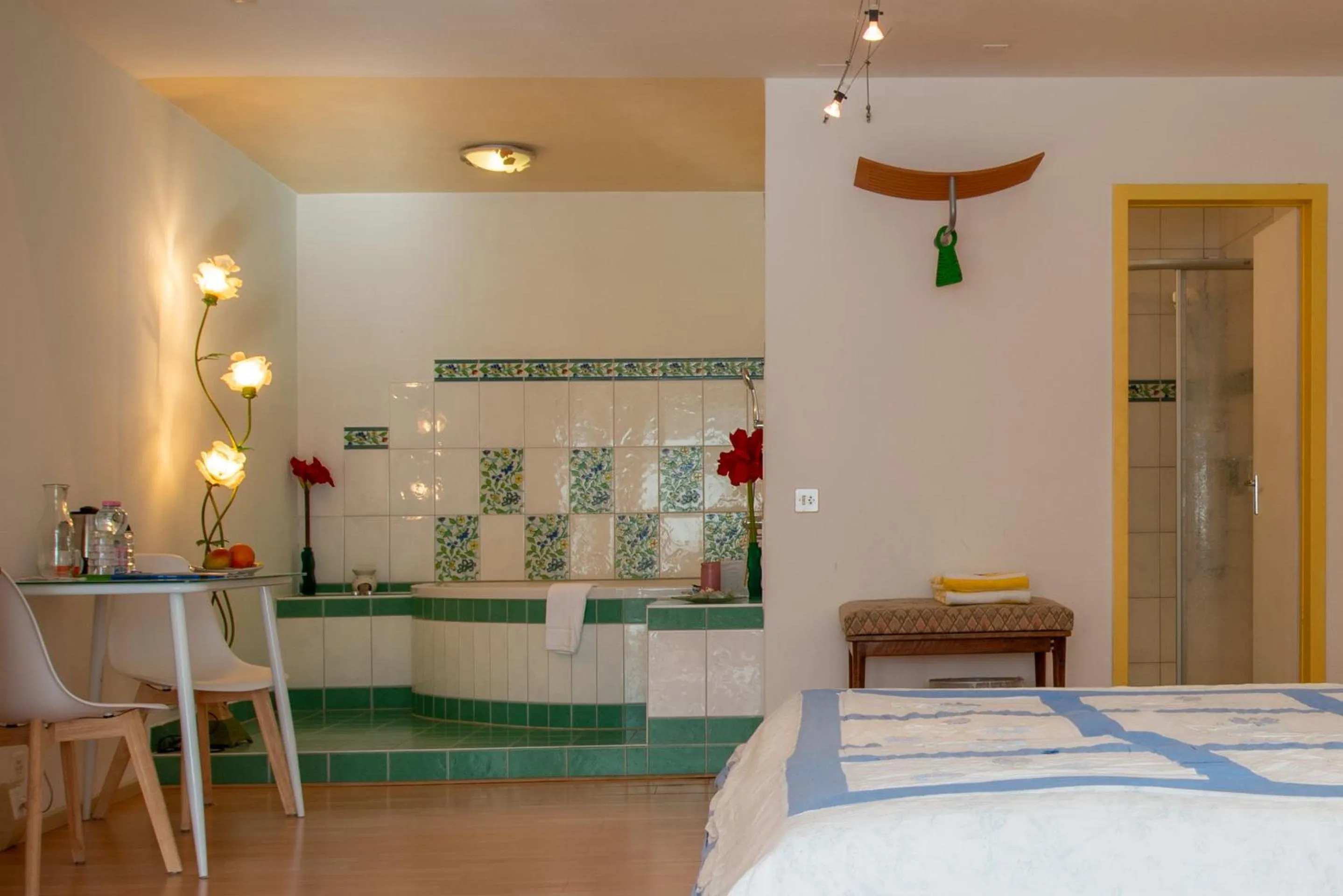 Spa and wellness centre/facilities, Bed in Badehotel Salina Maris – Wellness & Vintage