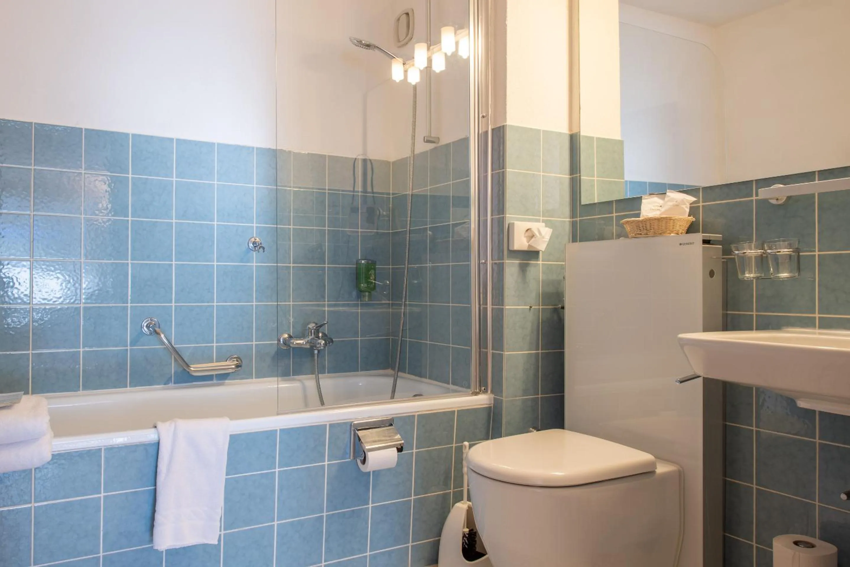 Bathroom in Badehotel Salina Maris – Wellness & Vintage