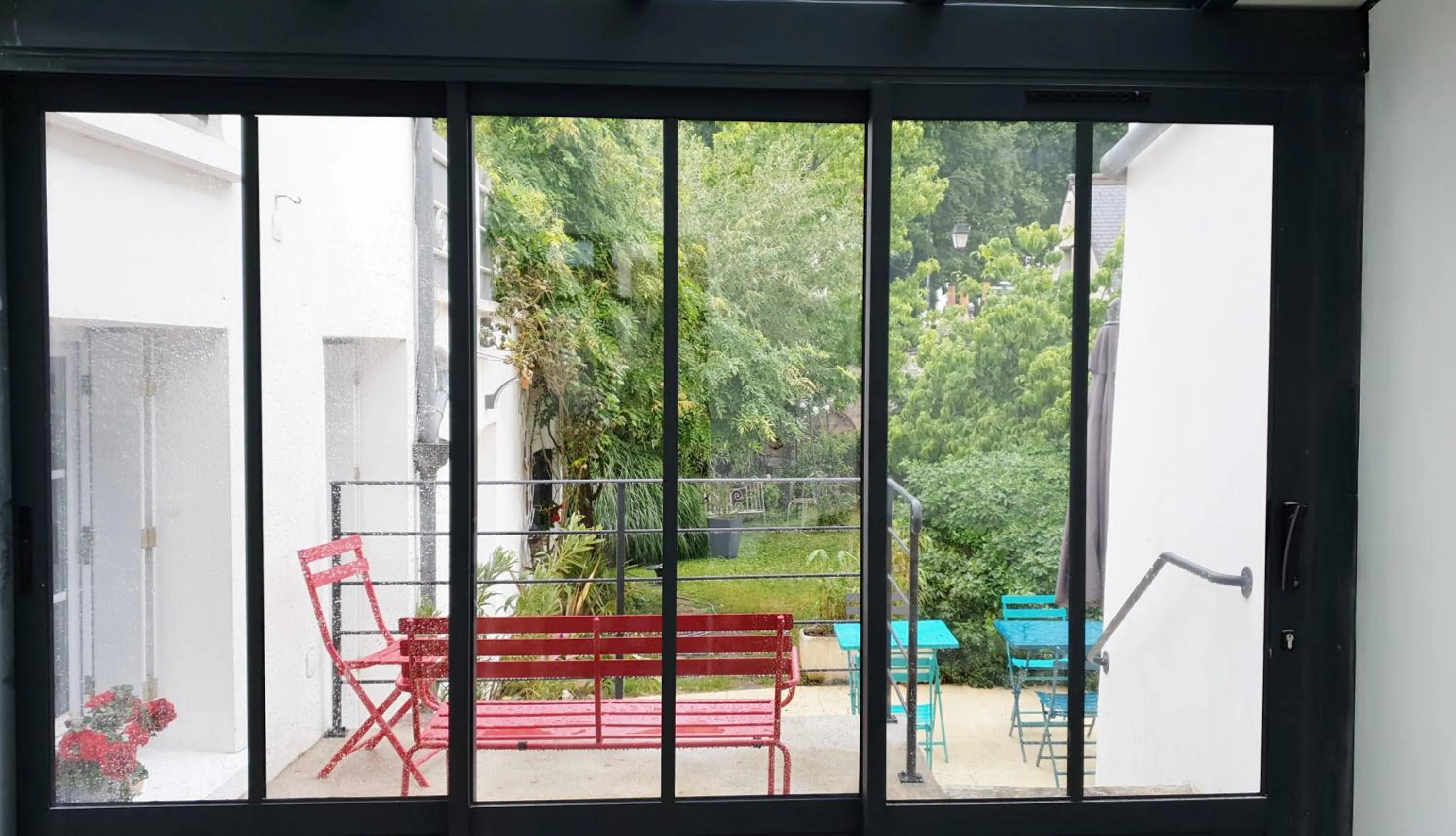 Garden view in Le Huis Clos