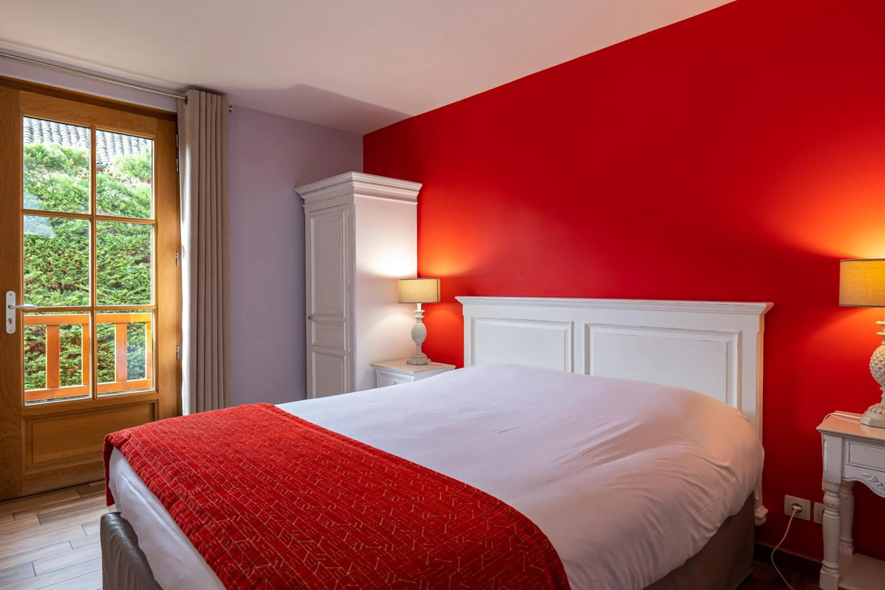 Bed in Hotel Village Motel