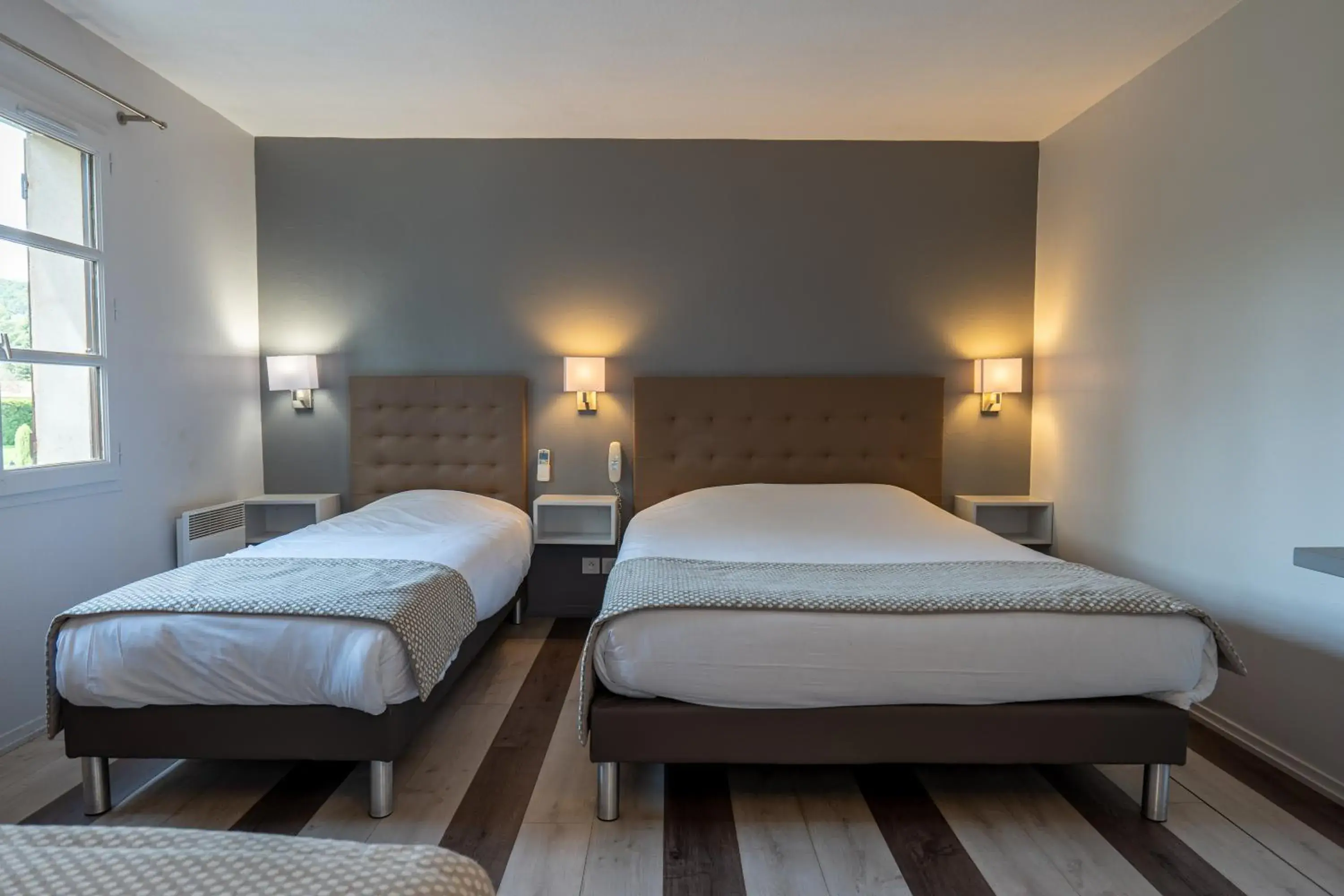 First Floor Family Room in Hotel Village Motel First Floor Family Room in Hotel Village Motel