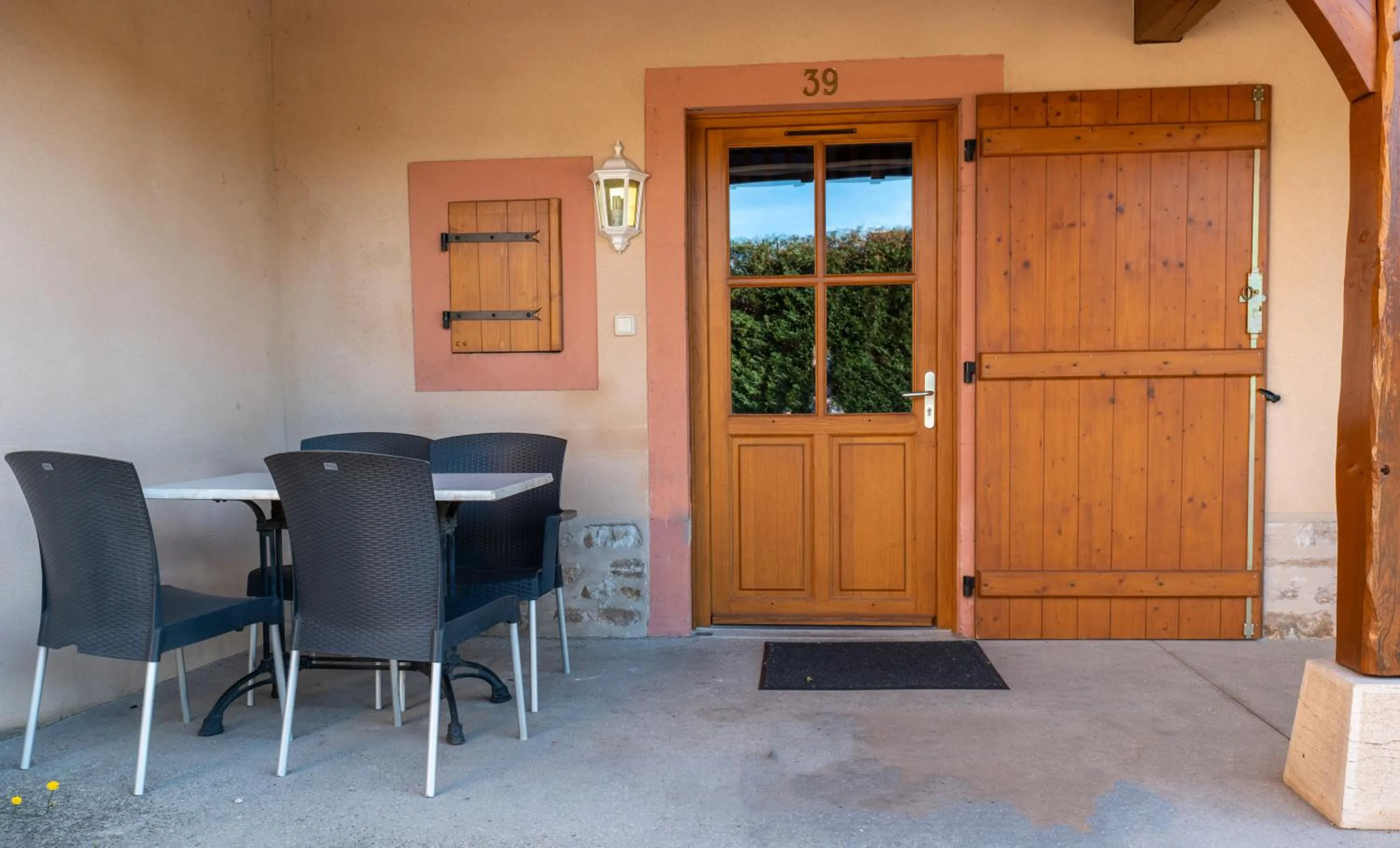 Day in Hotel Village Motel