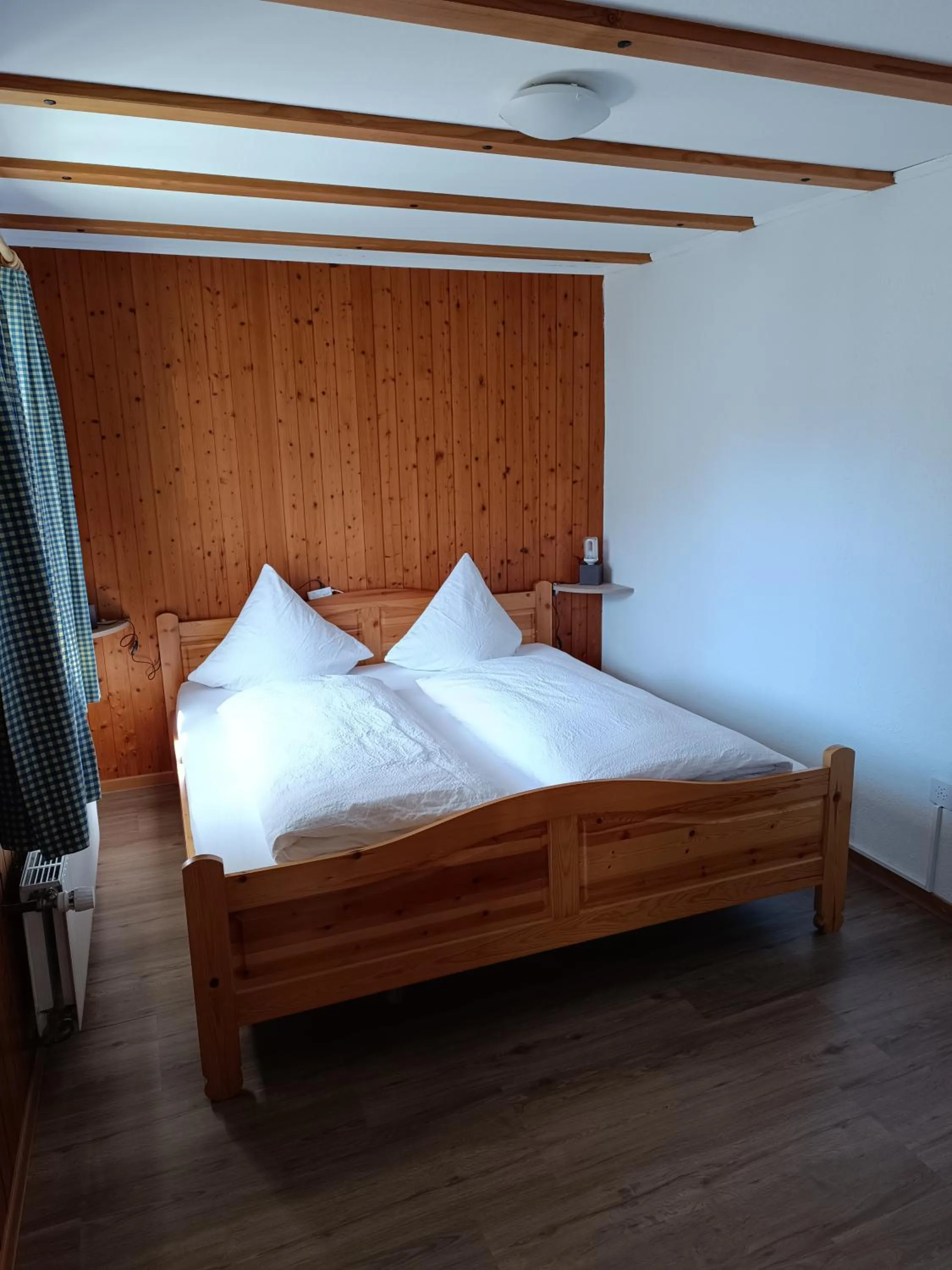 Photo of the whole room, Bed in Gasthof Schoenegg B&B