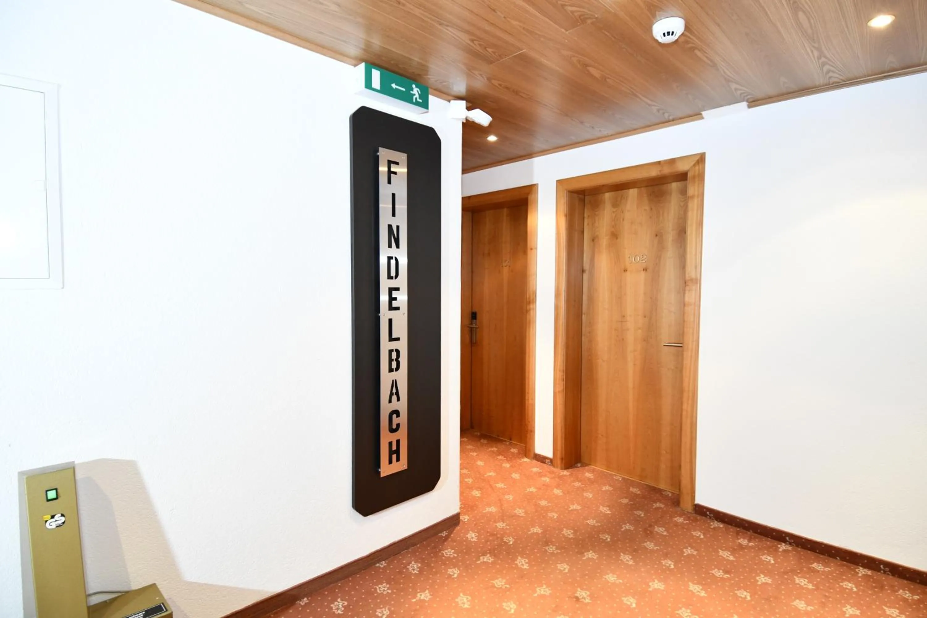 Property logo or sign in Hotel Elite