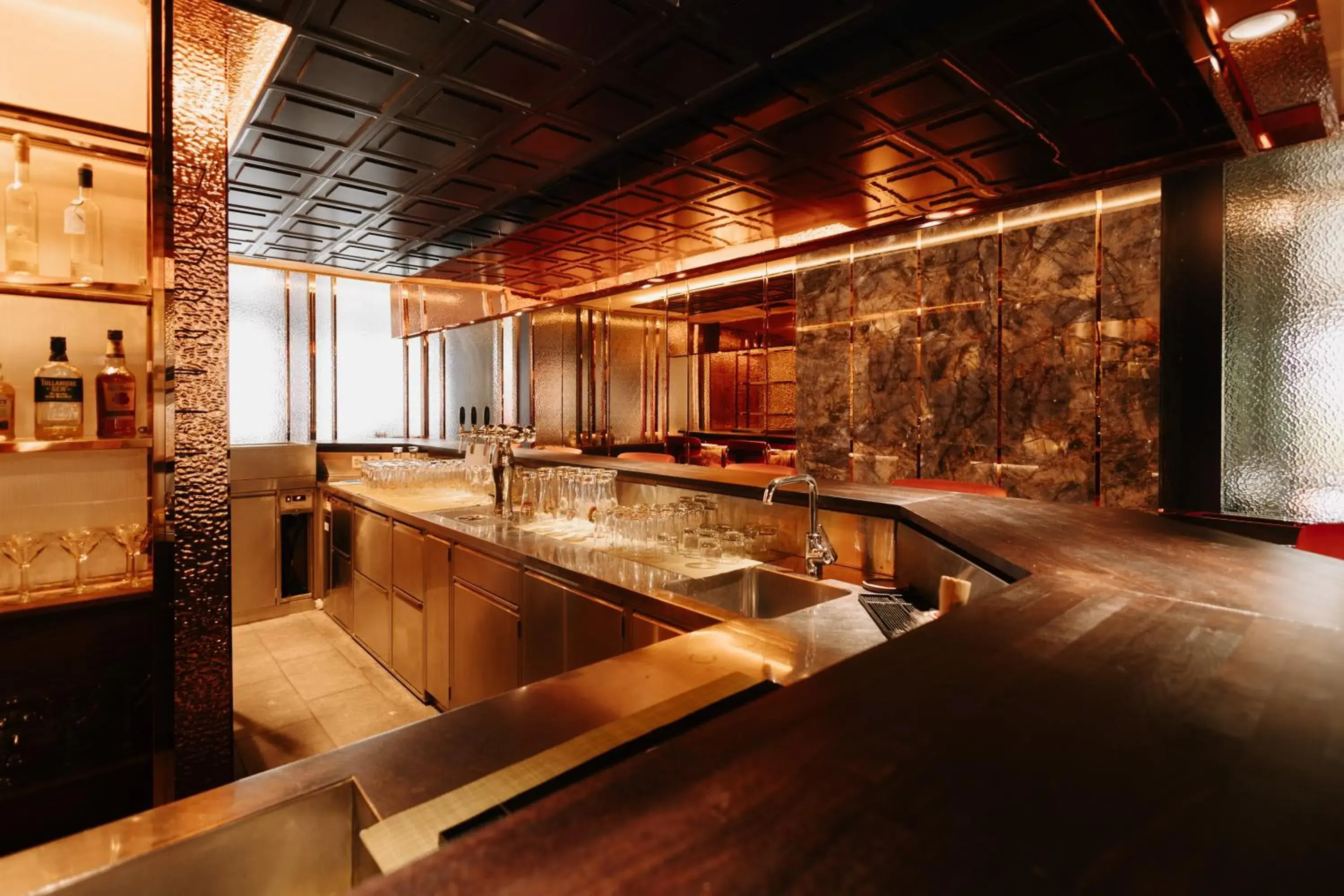 Lounge or bar in Ramada by Wyndham Baden Hotel du Parc Lounge or bar in Ramada by Wyndham Baden Hotel du Parc