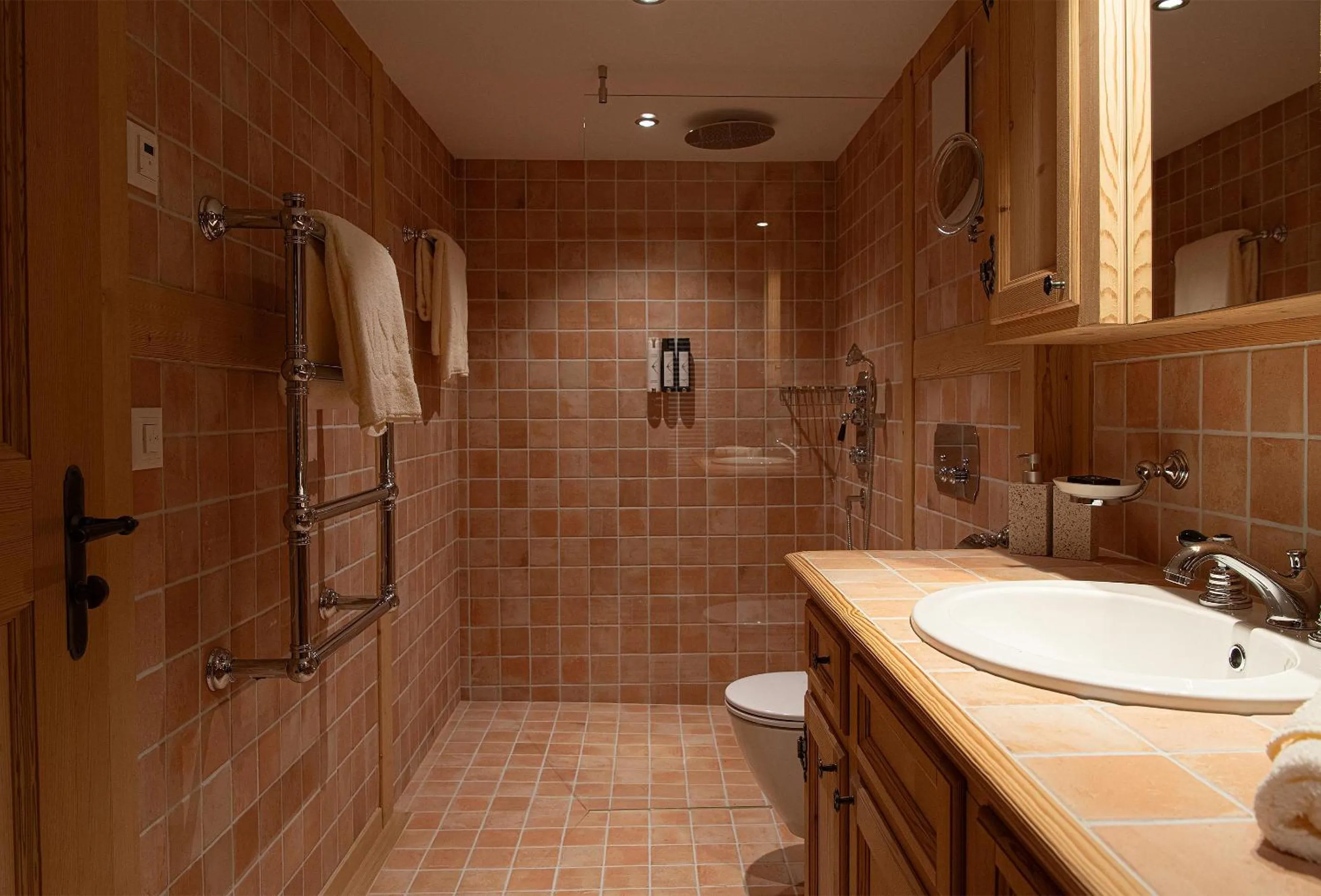 Bathroom in Hotel Olden