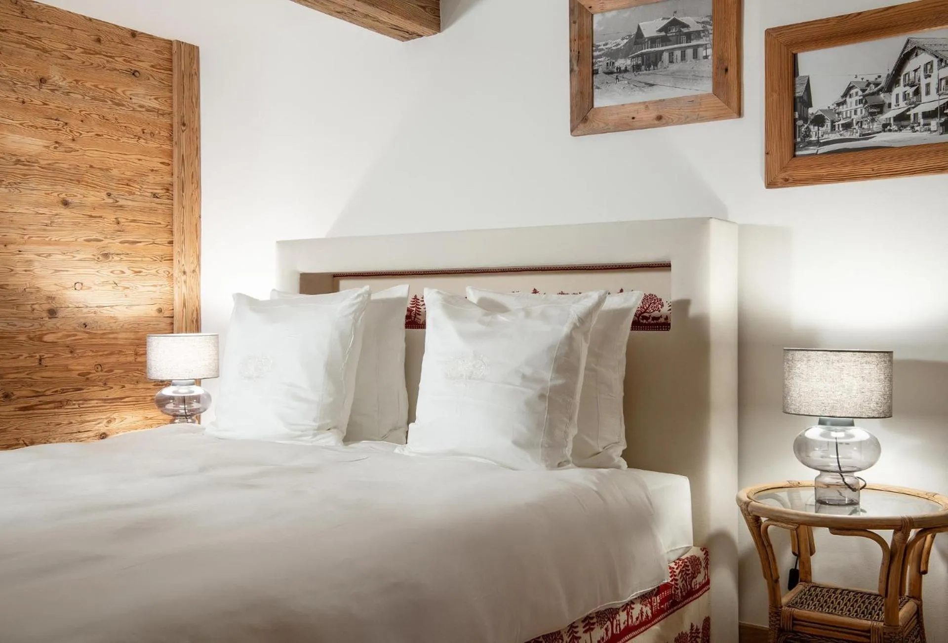 Bedroom, Bed in Hotel Olden