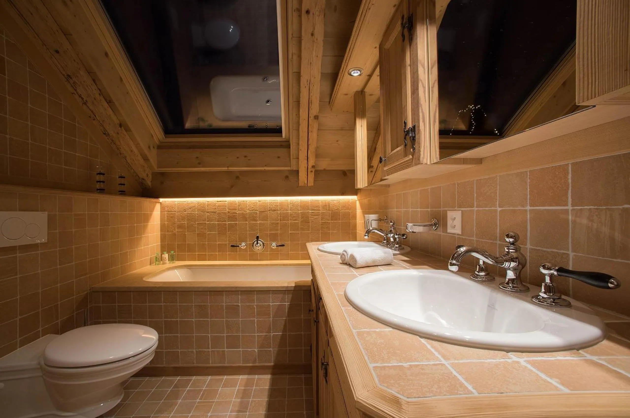 Bathroom in Hotel Olden