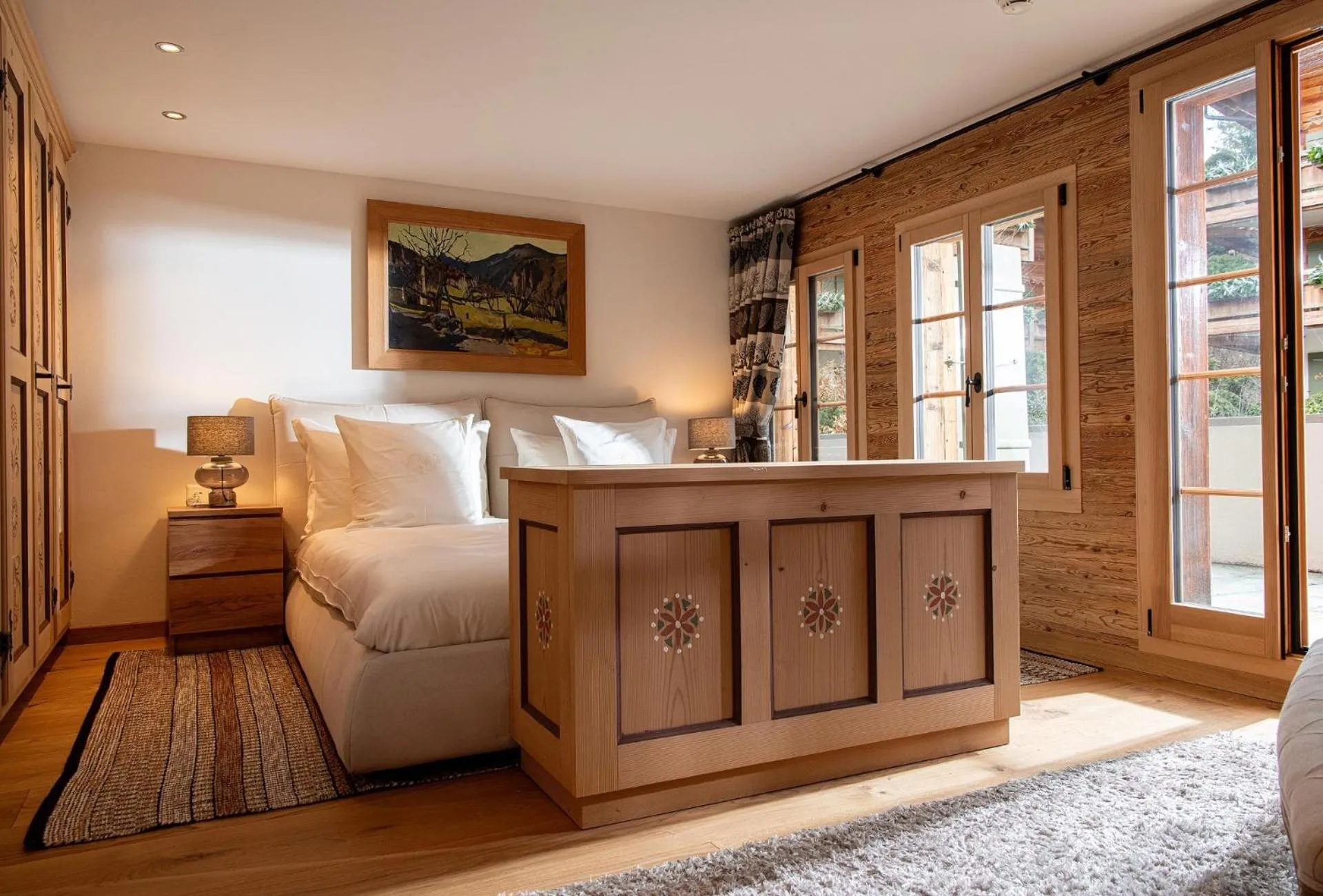 Living room, Bed in Hotel Olden