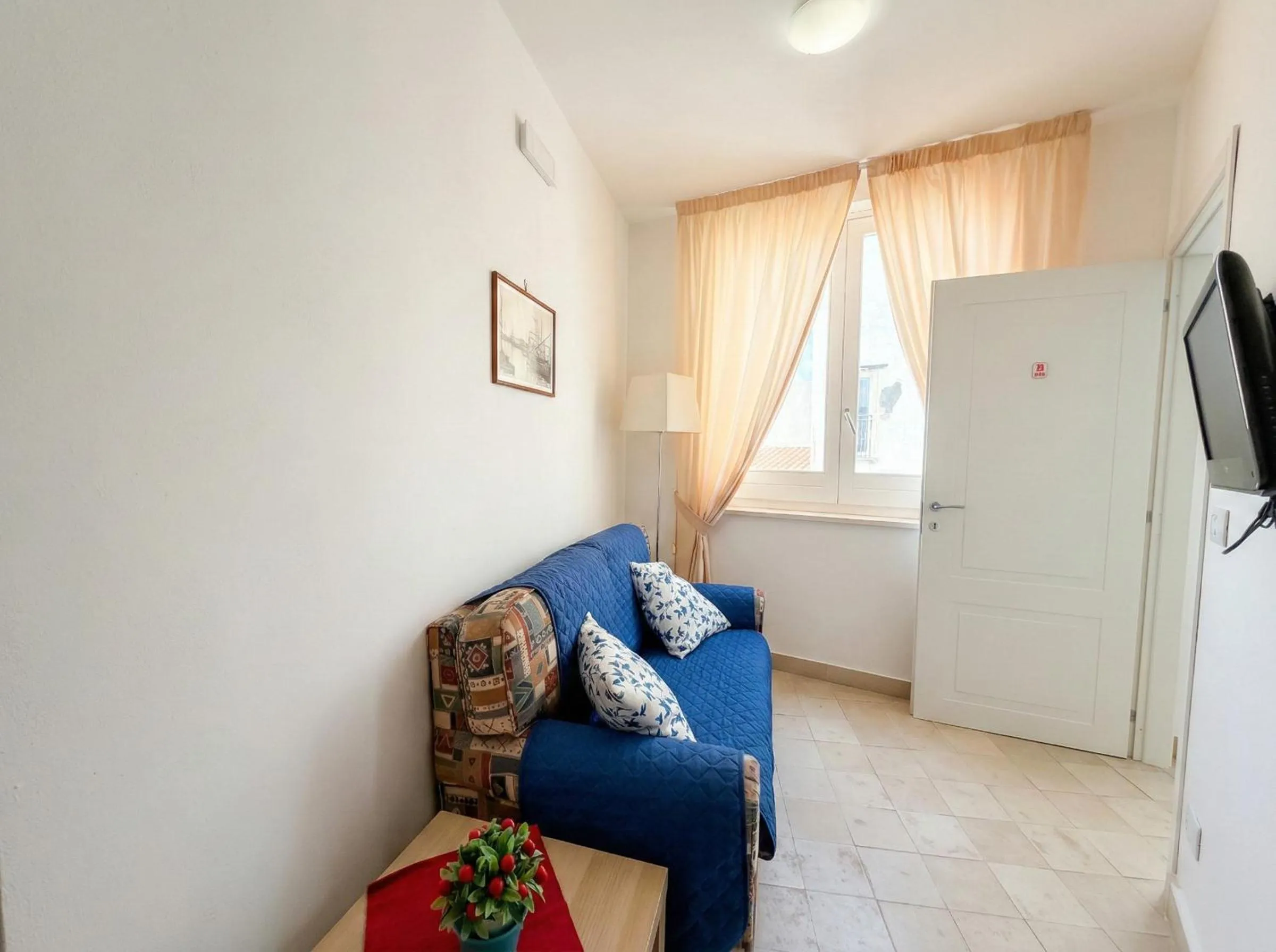TV and multimedia in Ortigia Mastrarua rooms