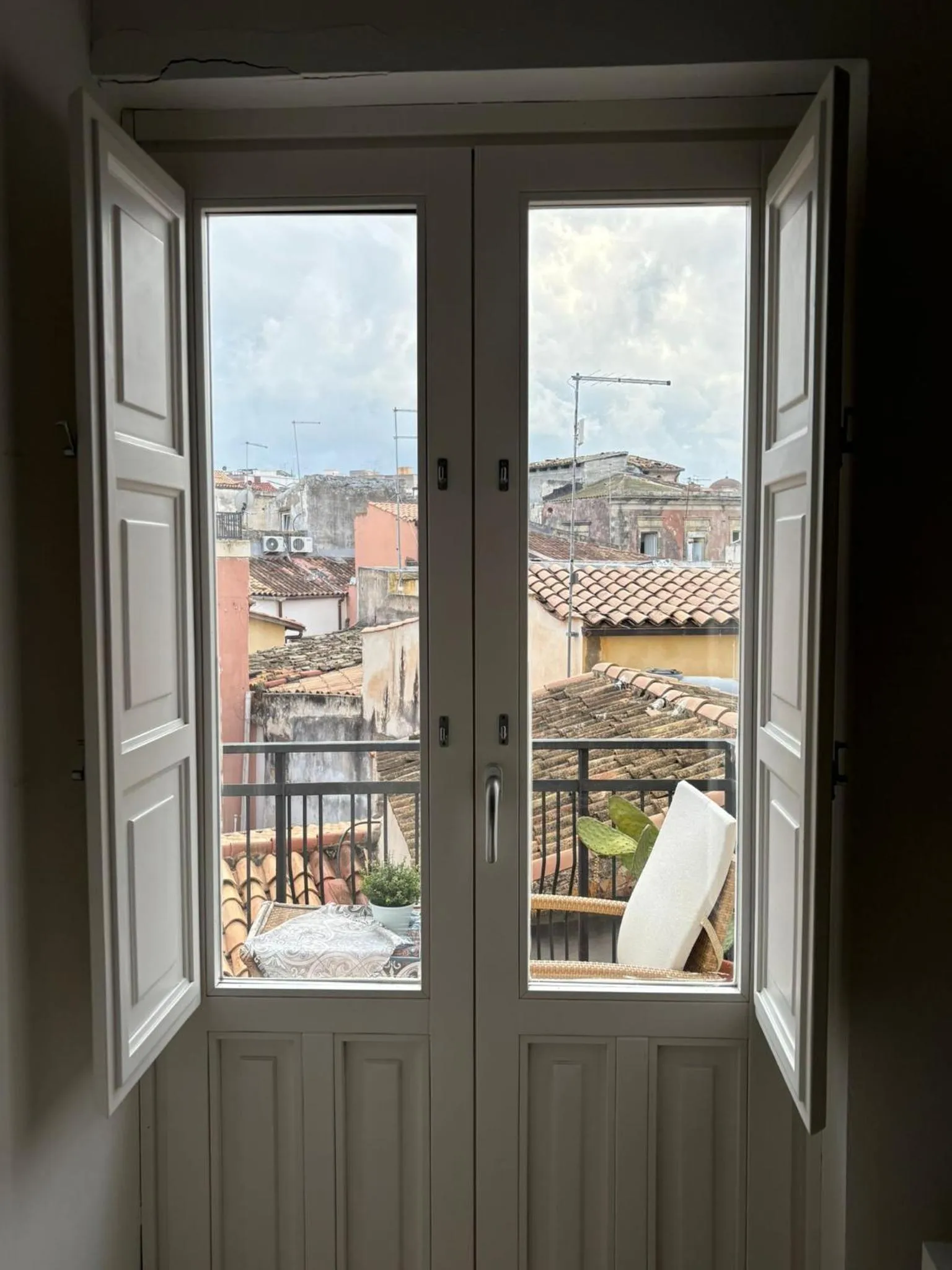 Staff in Nuova Mastrarua Rooms