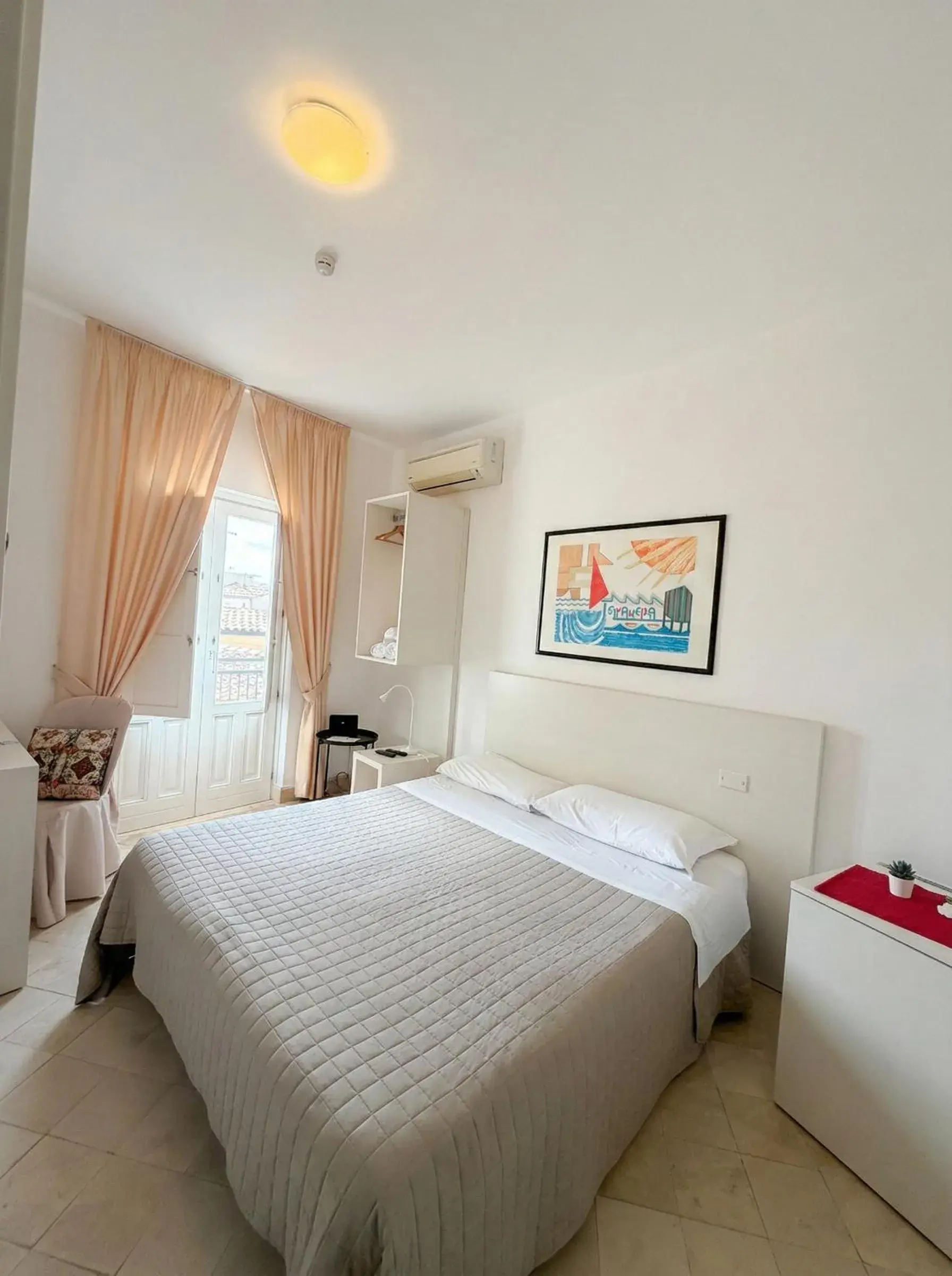 Double or Twin Room in Ortigia Mastrarua rooms Double or Twin Room in Ortigia Mastrarua rooms