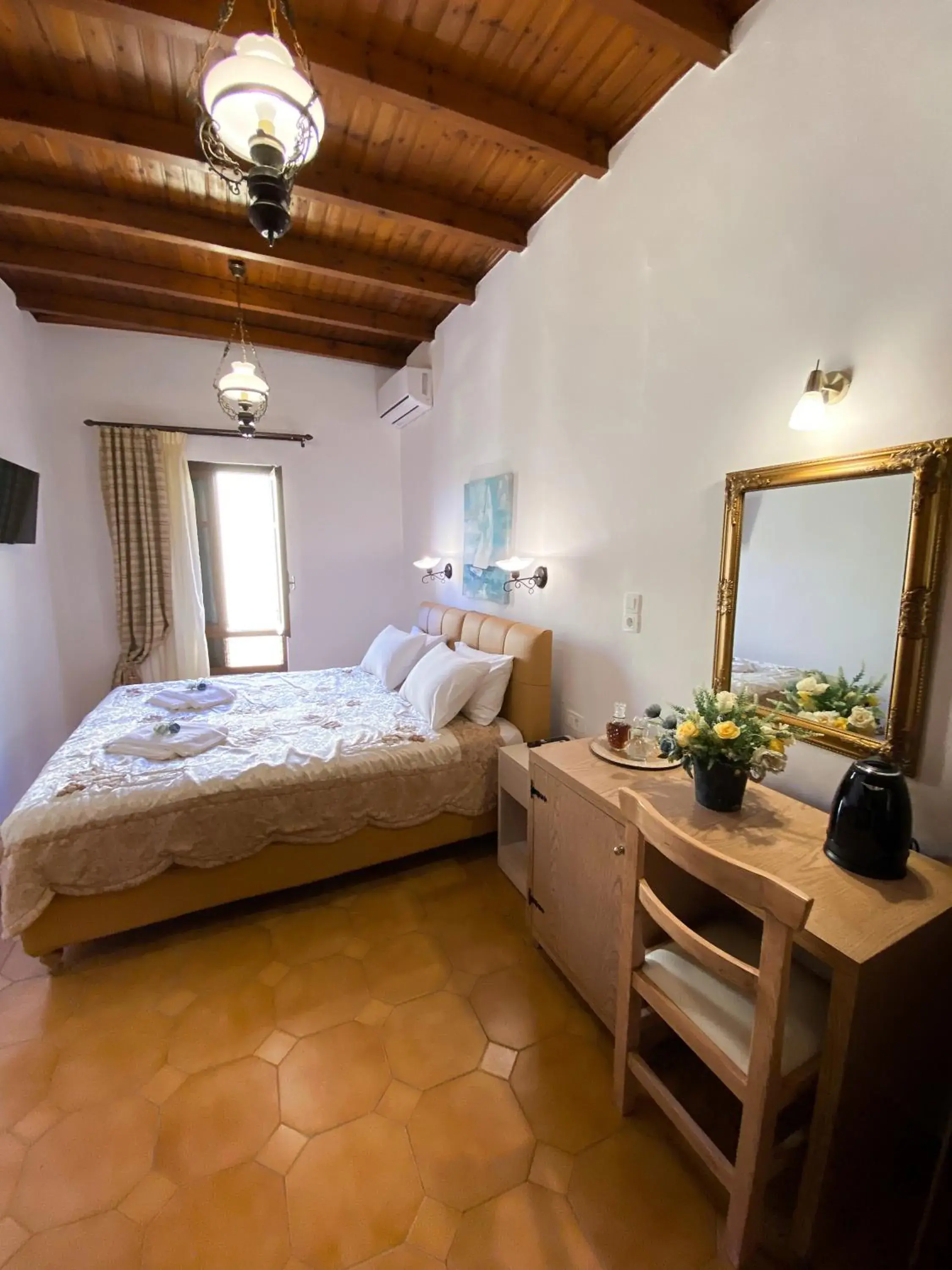 Deluxe Room - single occupancy in Casa Dasyra Deluxe Room - single occupancy in Casa Dasyra