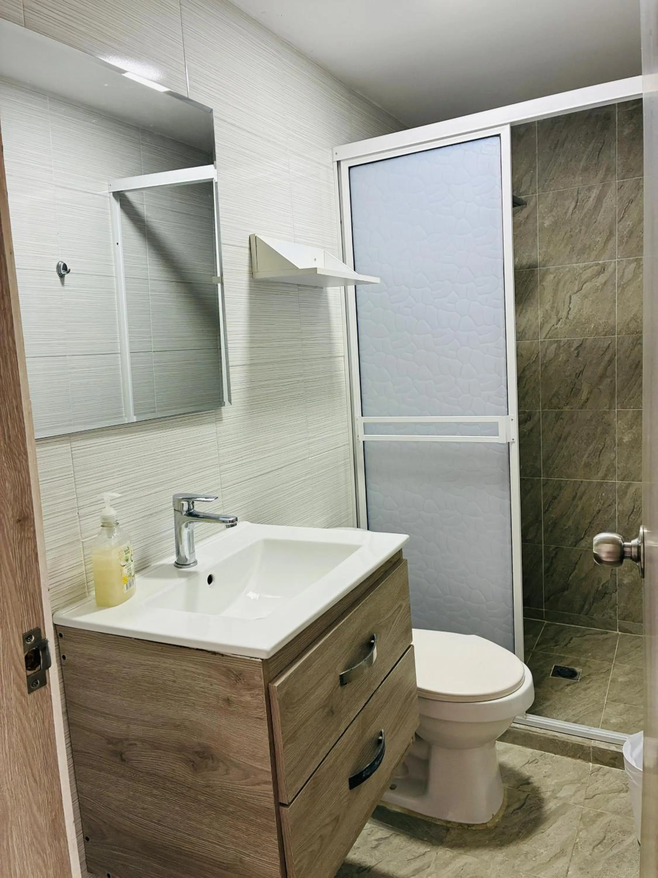 Shower in Mar de Indias House