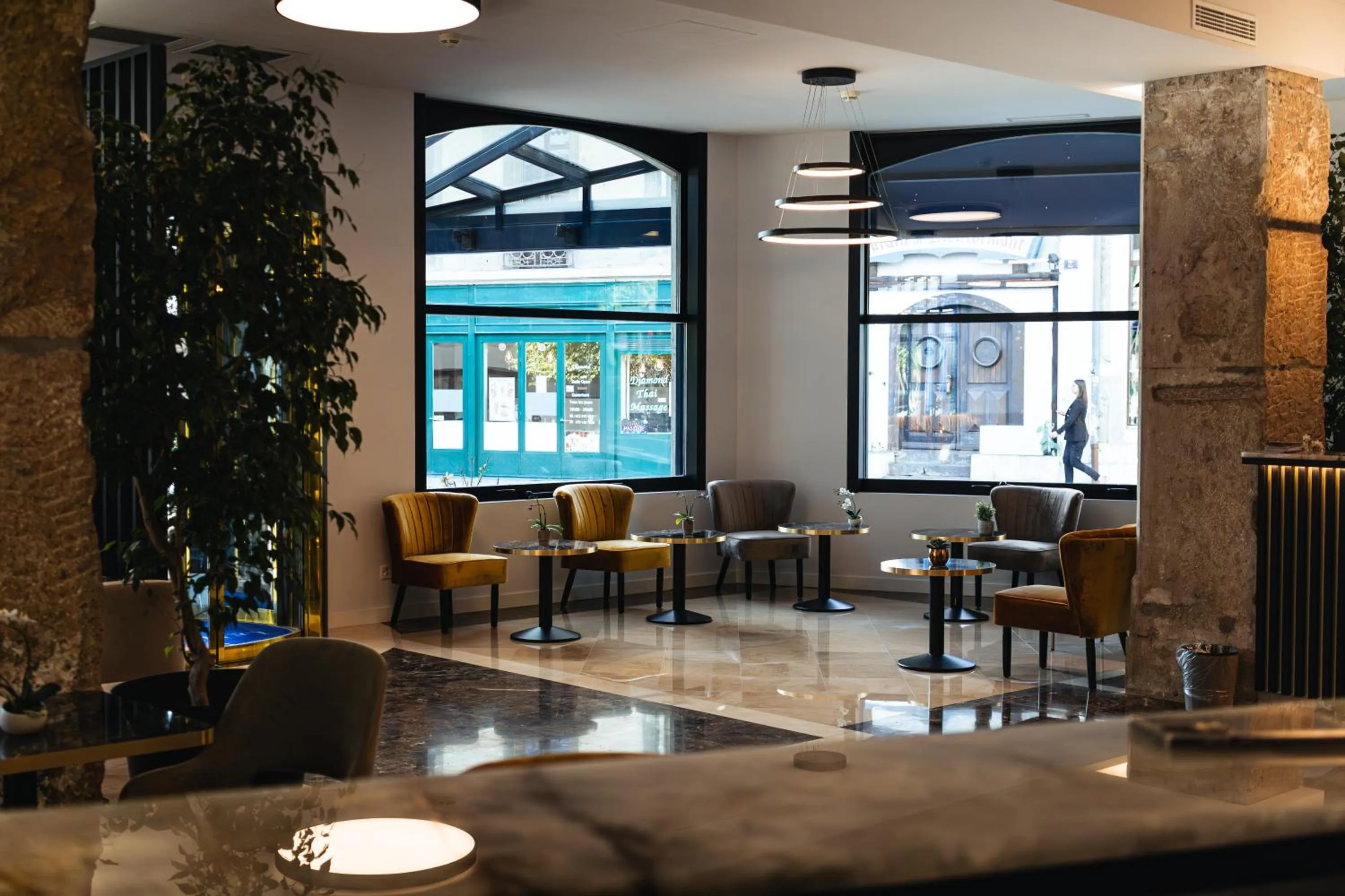 Lobby or reception in Hotel Montbrillant