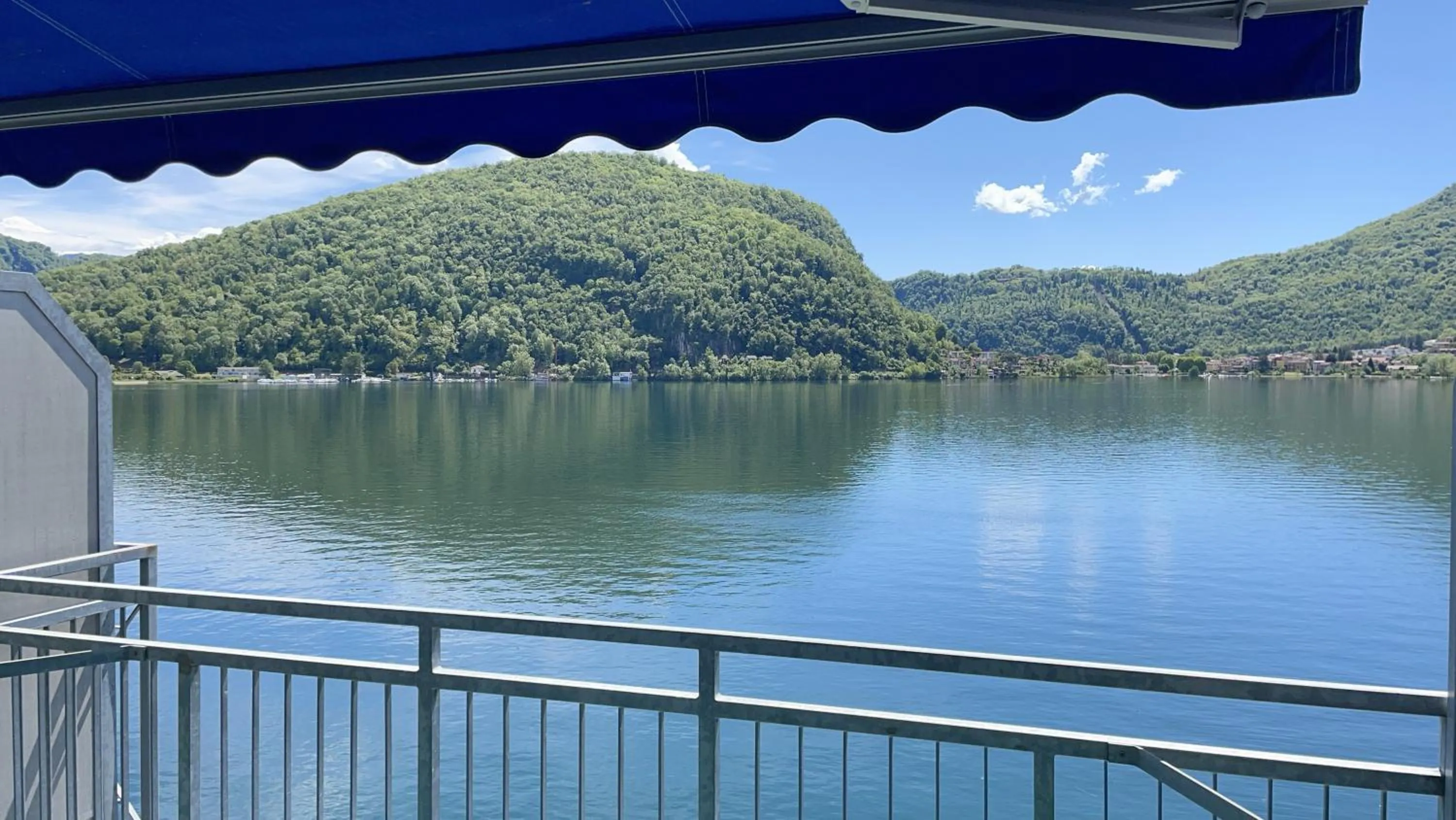 Balcony/Terrace in Tresa Bay Hotel