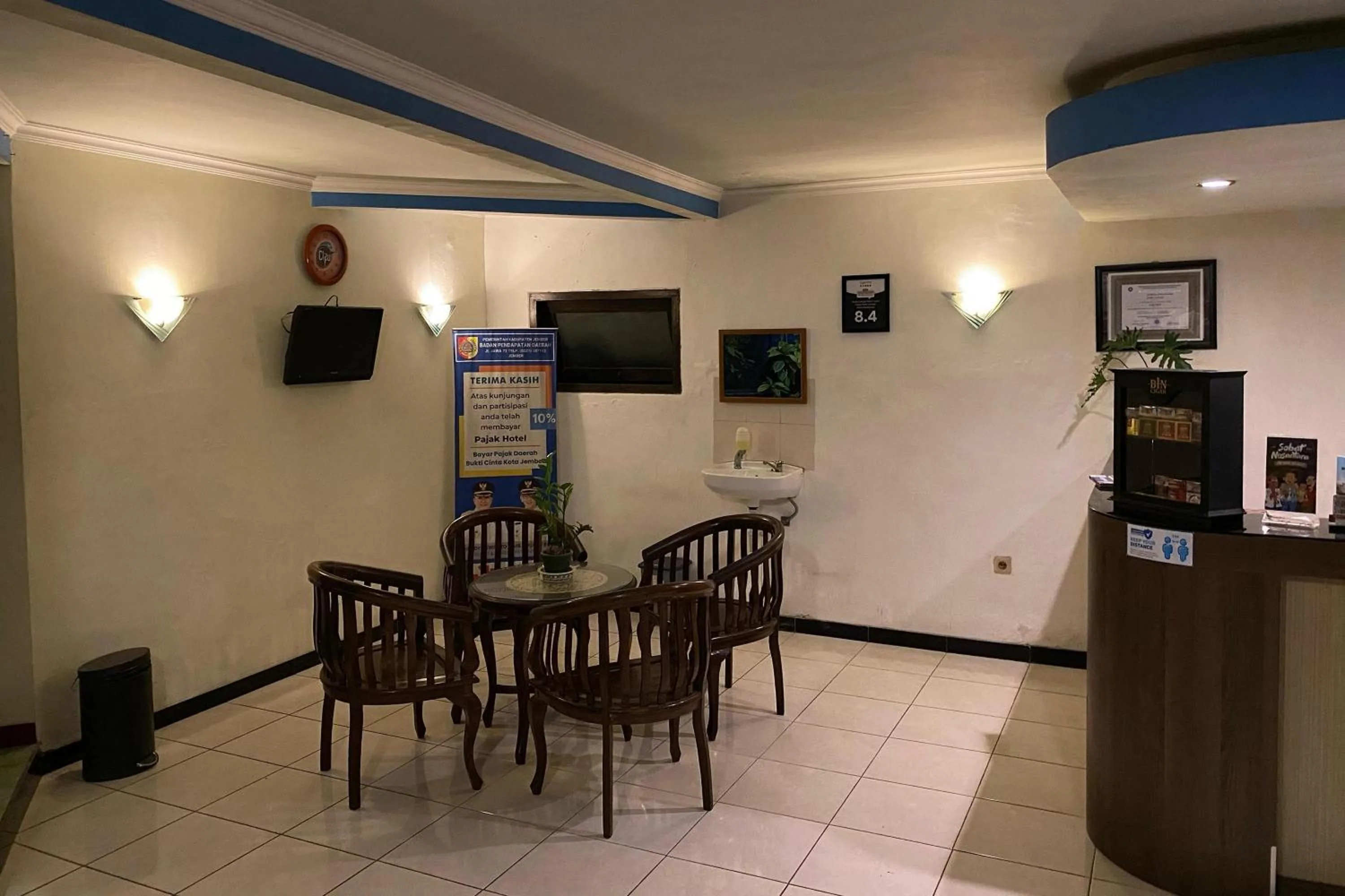 Seating area in Hotel Lestari