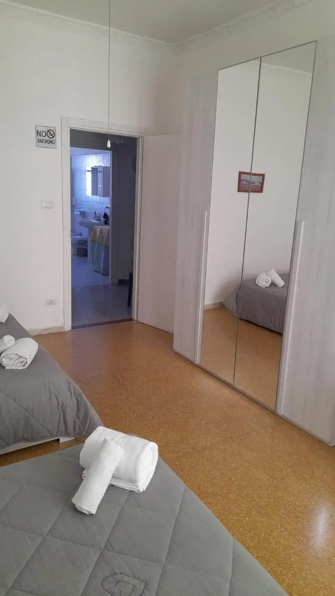 Two bedrooms with balcony - single occupancy in B&B GANAJ La terrazza di Ganaj BARI Two bedrooms with balcony - single occupancy in B&B GANAJ La terrazza di Ganaj BARI