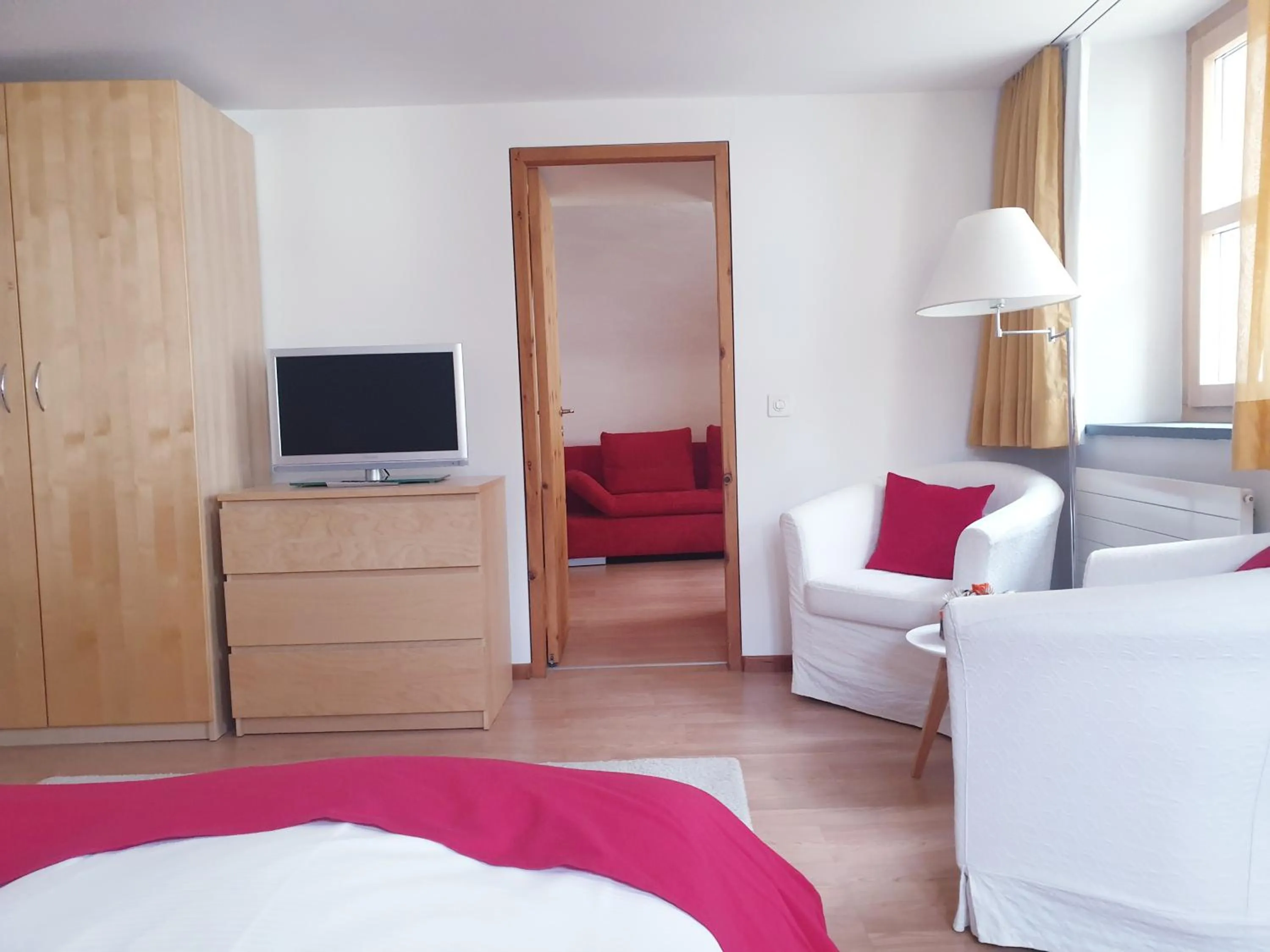 Photo of the whole room in Palazzo Mysanus Samedan