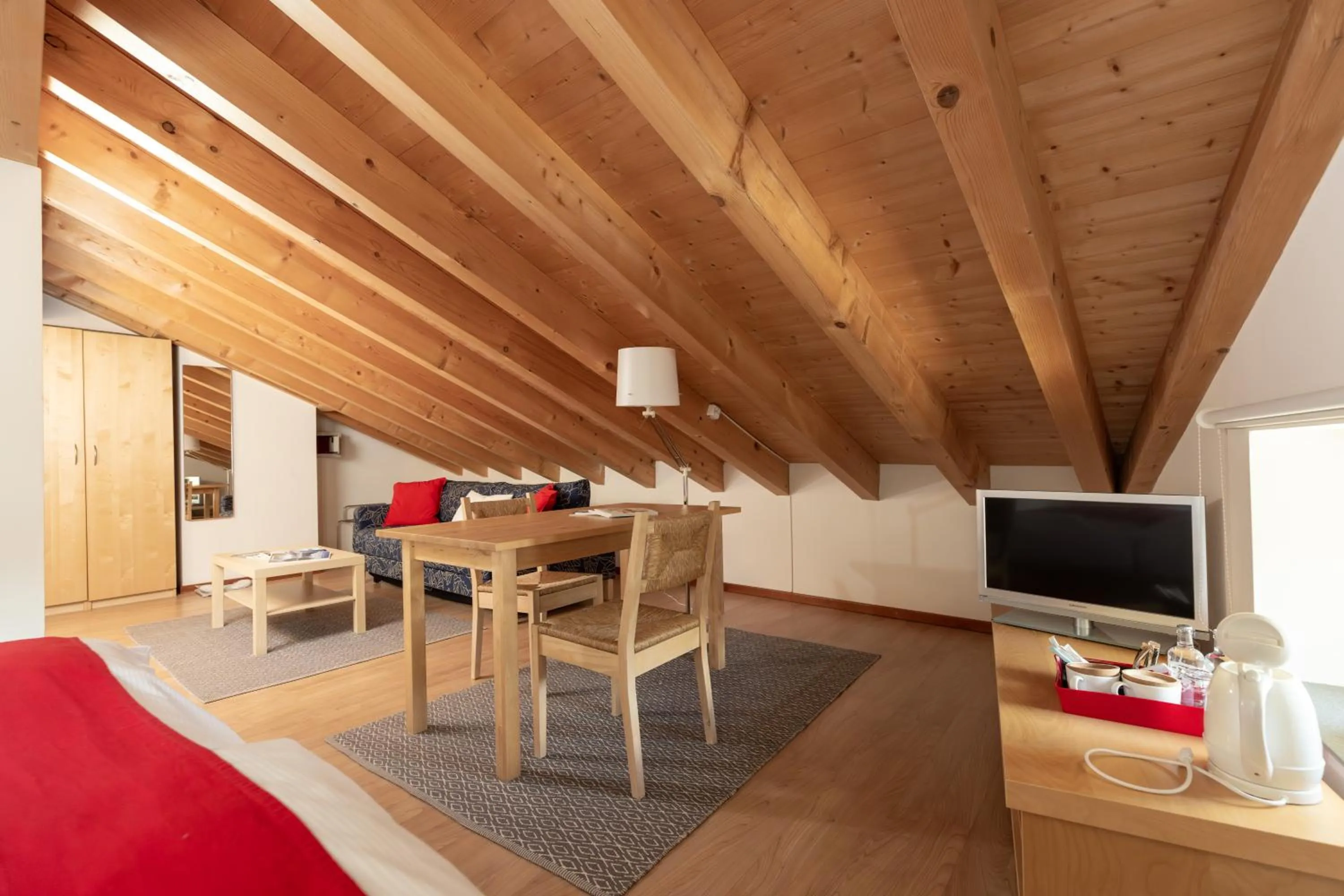 Photo of the whole room in Palazzo Mysanus Samedan