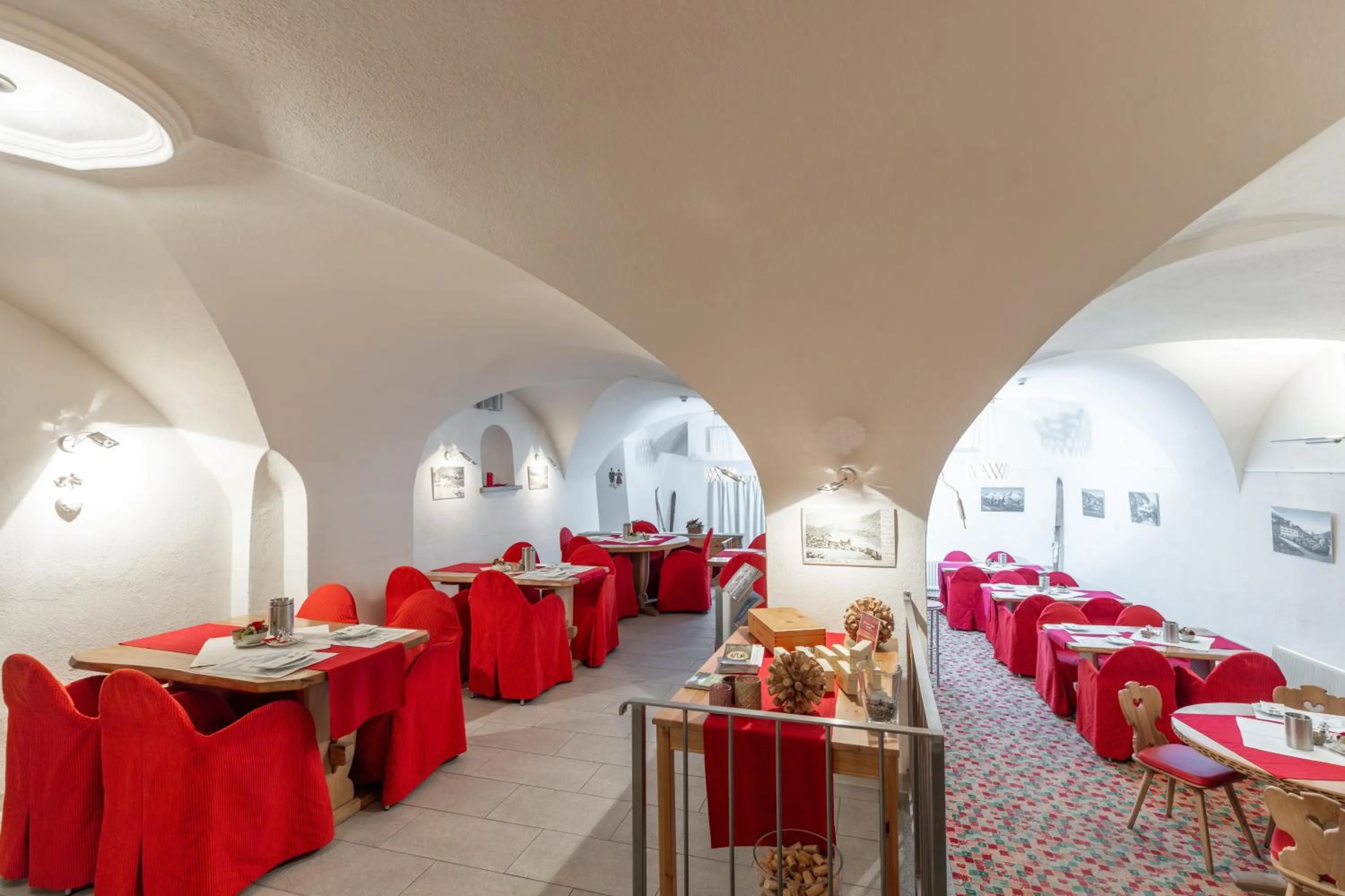 Buffet breakfast in Palazzo Mysanus Samedan