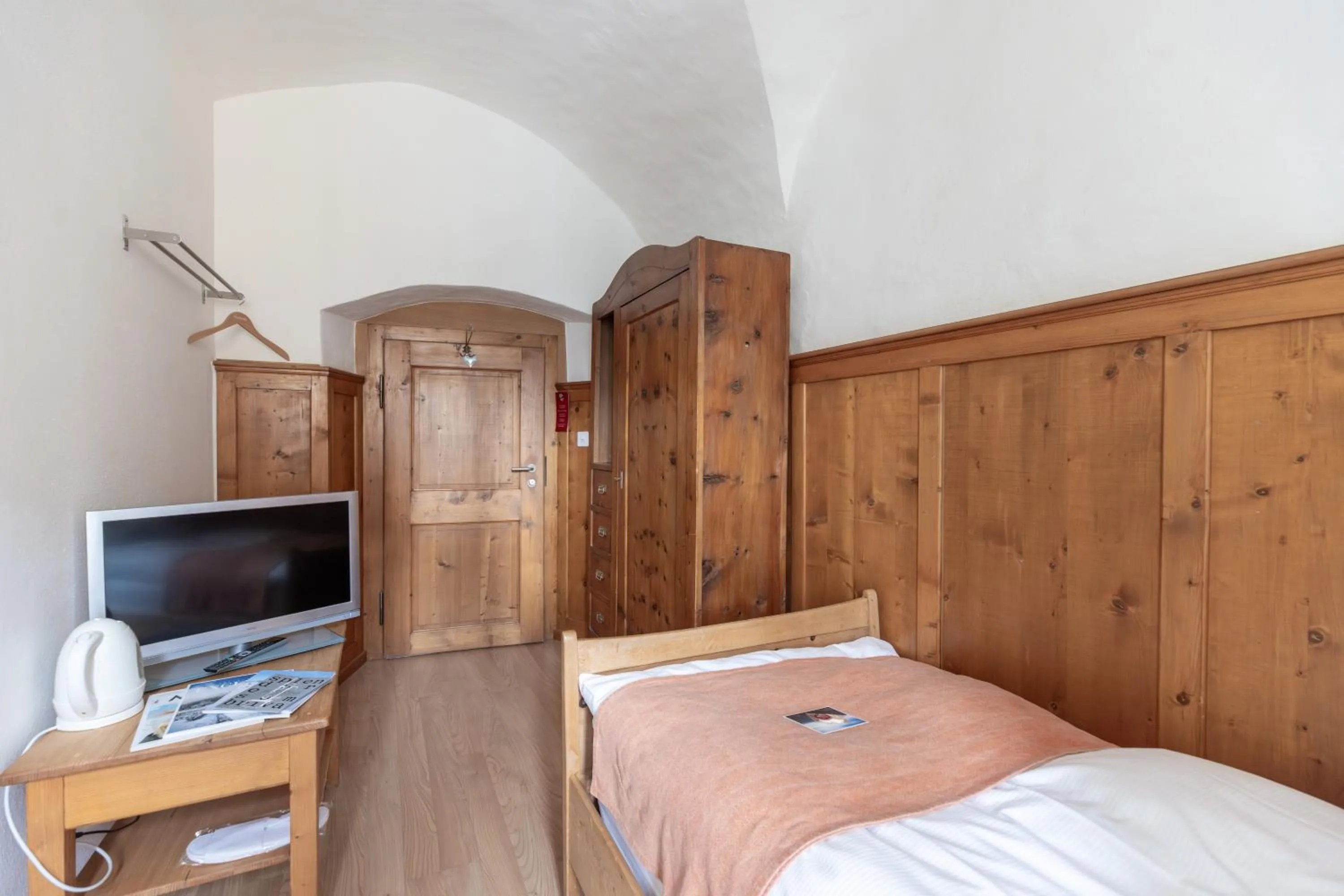 Photo of the whole room in Palazzo Mysanus Samedan