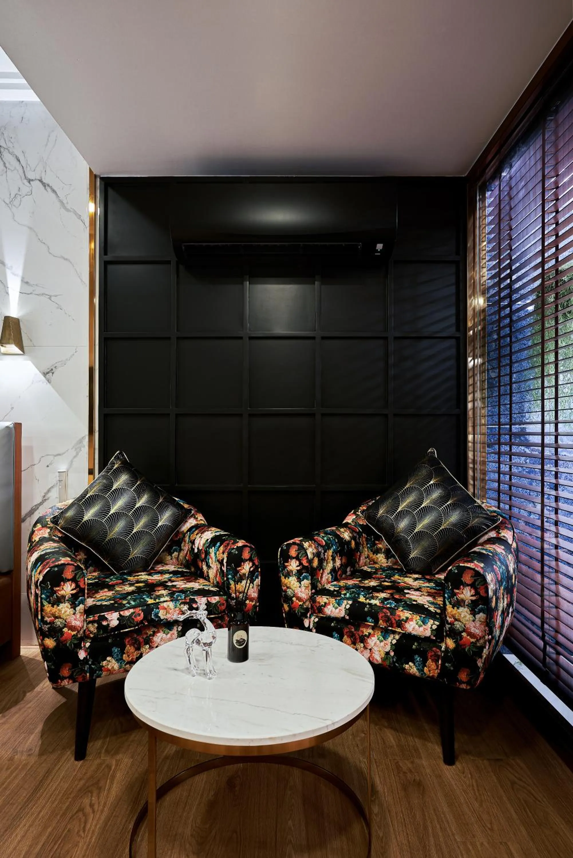 Seating area in THE MOMENT CHIANGMAI - Seasonal Design Boutique