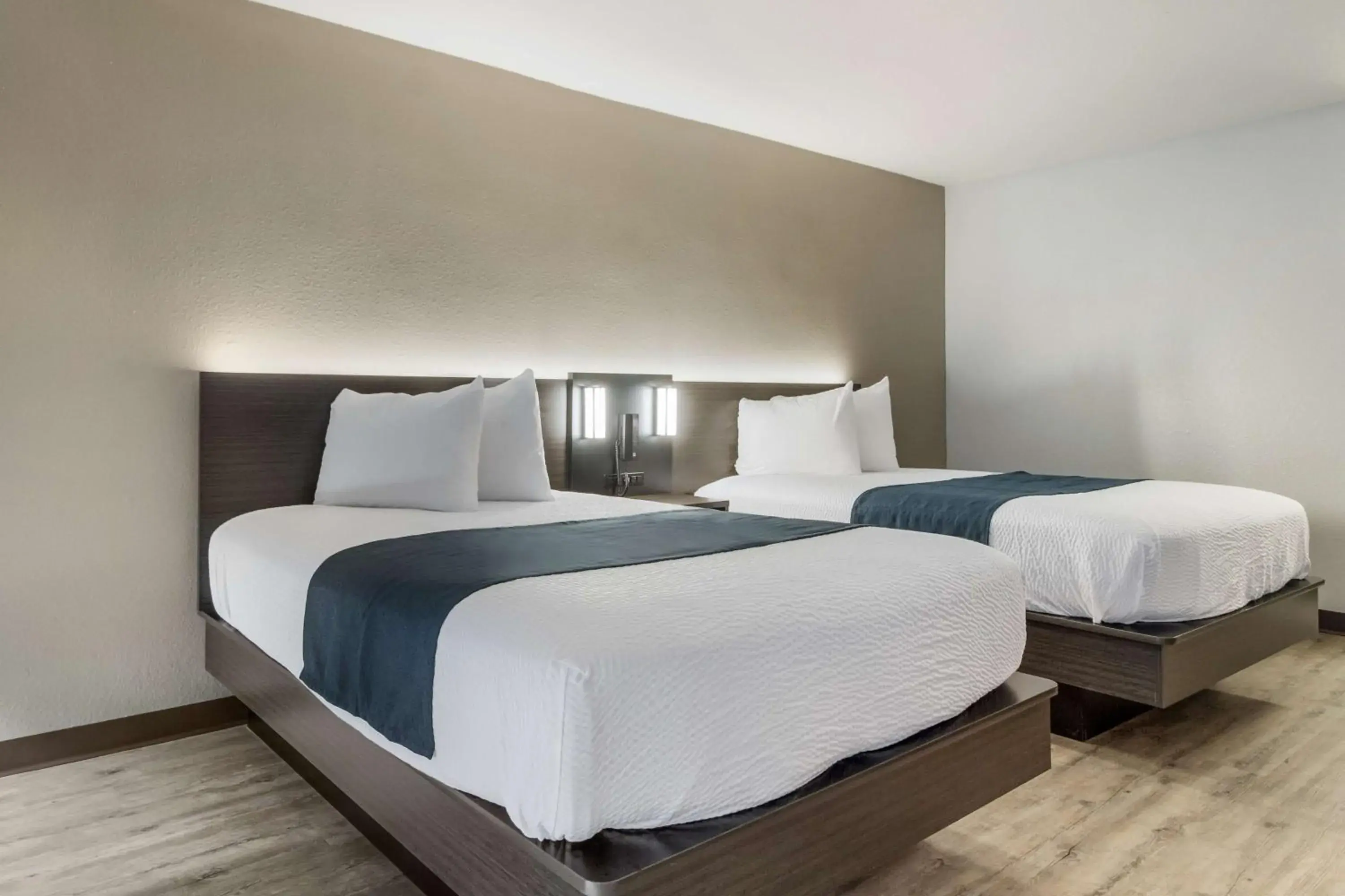 Photo of the whole room, Bed in Motel 6 Groves, Tx Photo of the whole room, Bed in Motel 6 Groves, Tx