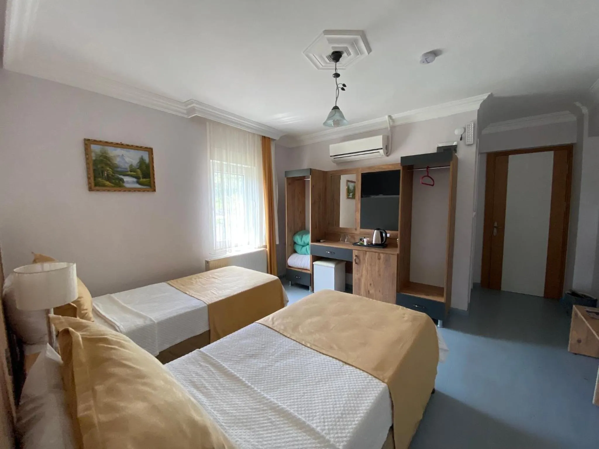 Bed in Cunda Aşiyan Otel