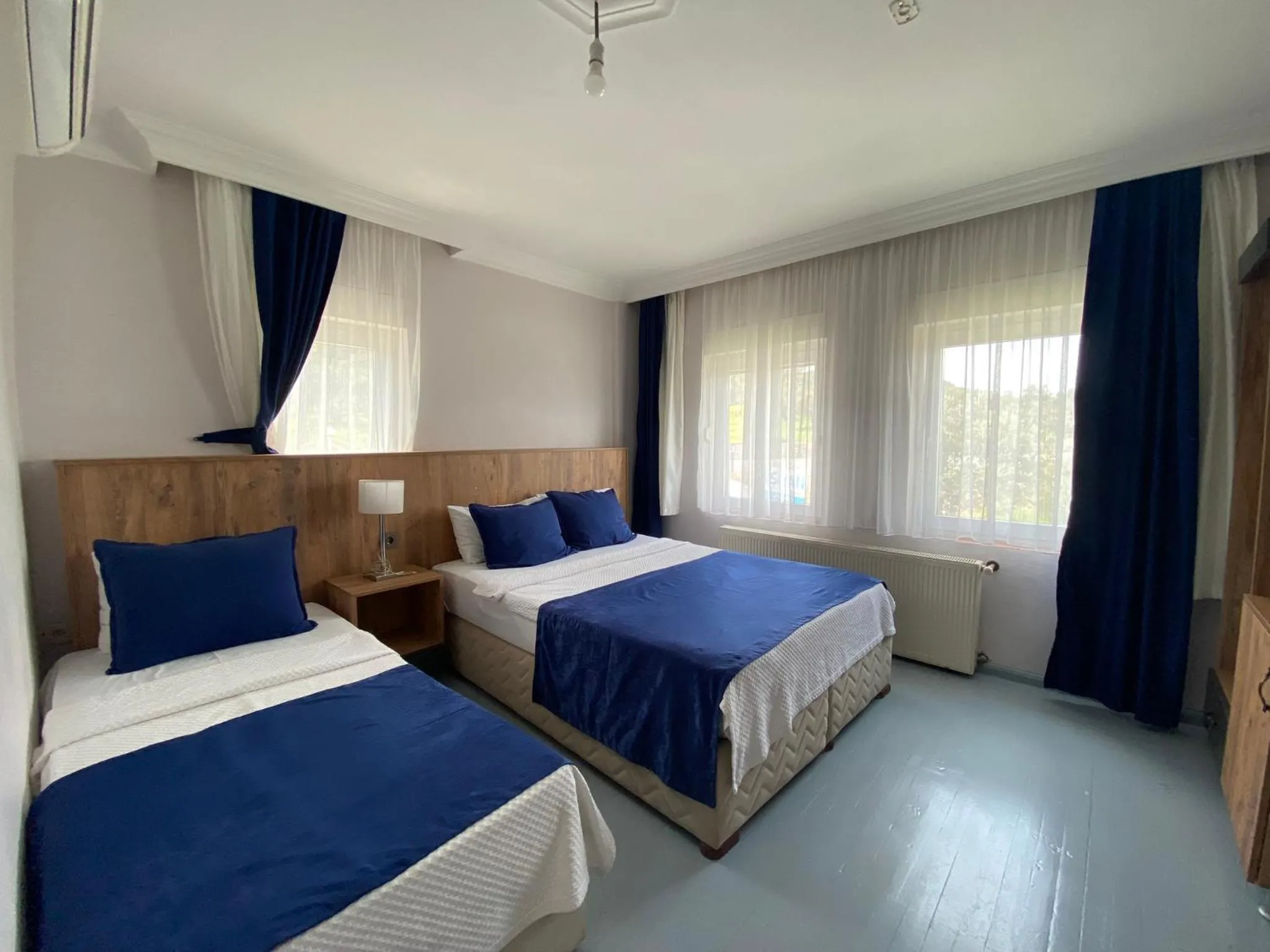 Bed in Cunda Aşiyan Otel