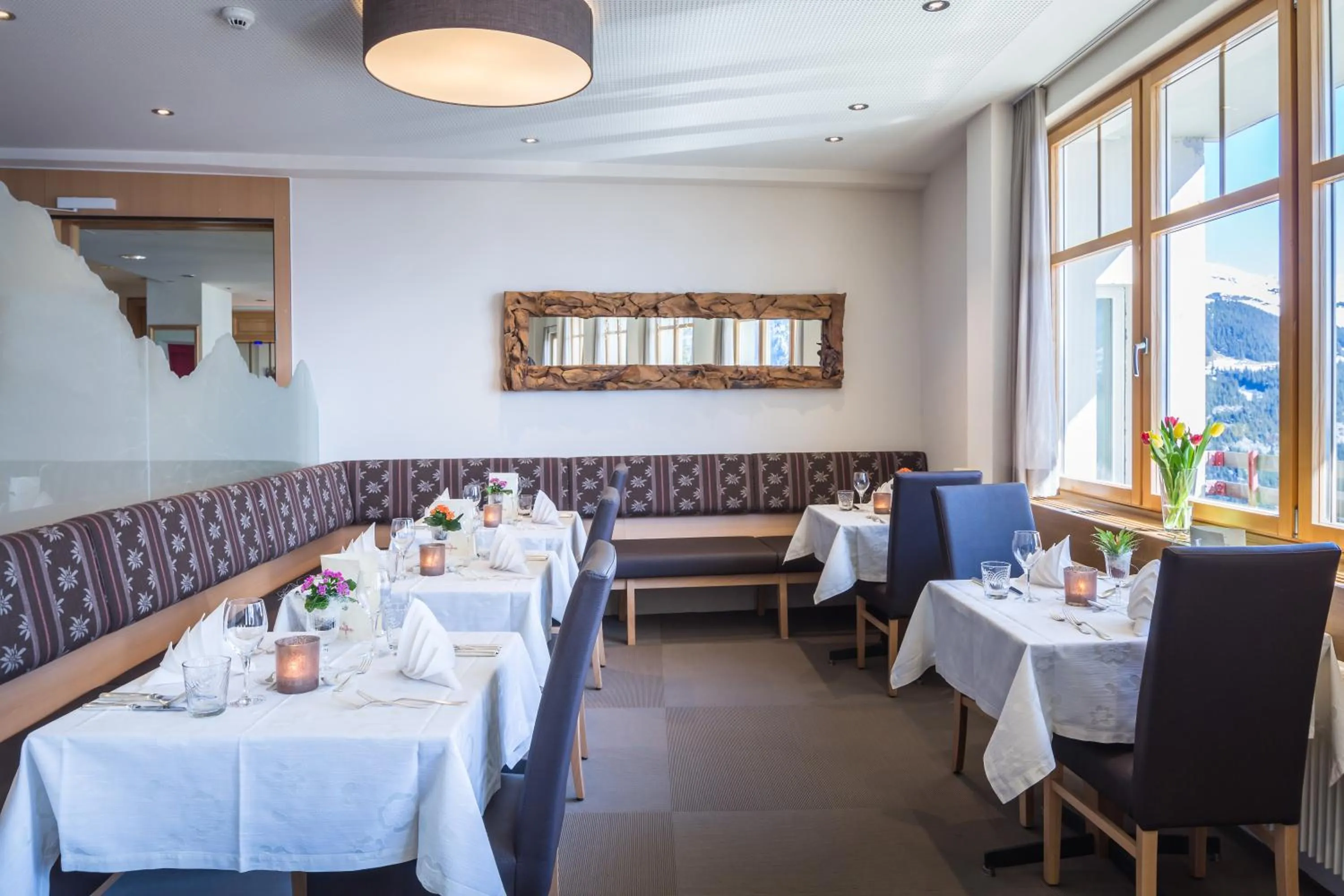 Restaurant/places to eat in Hotel Edelweiss Superior