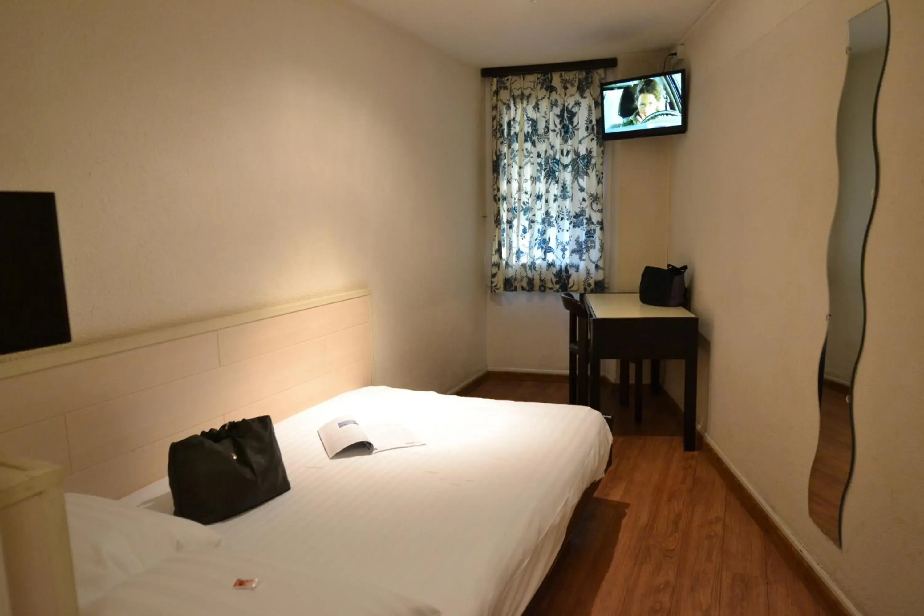 Photo of the whole room, Bed in Hotel St. Gervais Photo of the whole room, Bed in Hotel St. Gervais