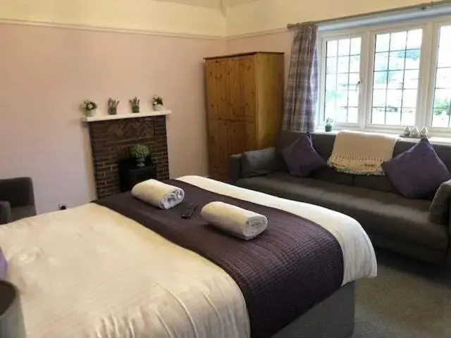 Bedroom, Bed in The George Inn Middle Wallop Bedroom, Bed in The George Inn Middle Wallop