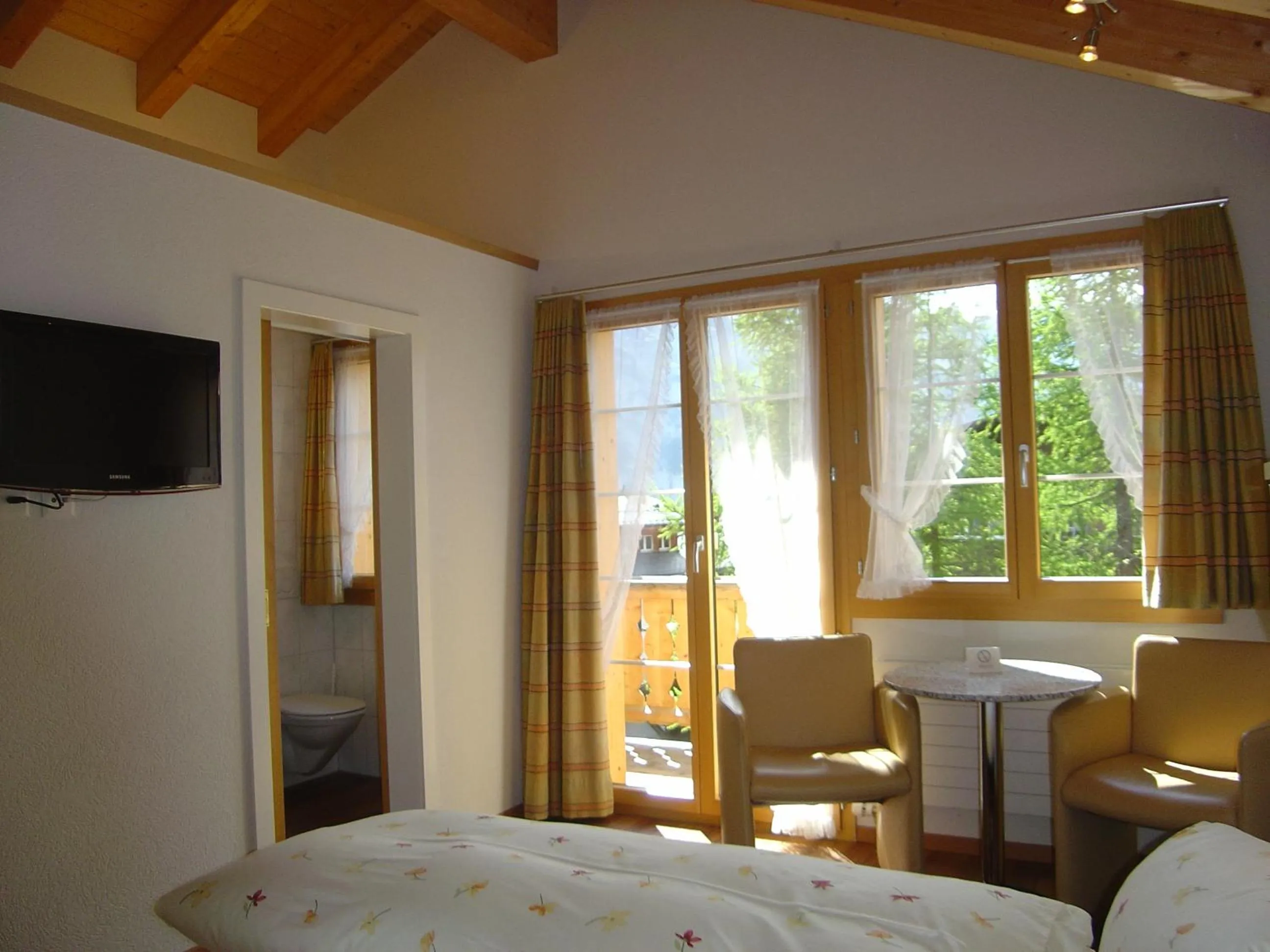 Photo of the whole room, Bed in Hotel Blumental